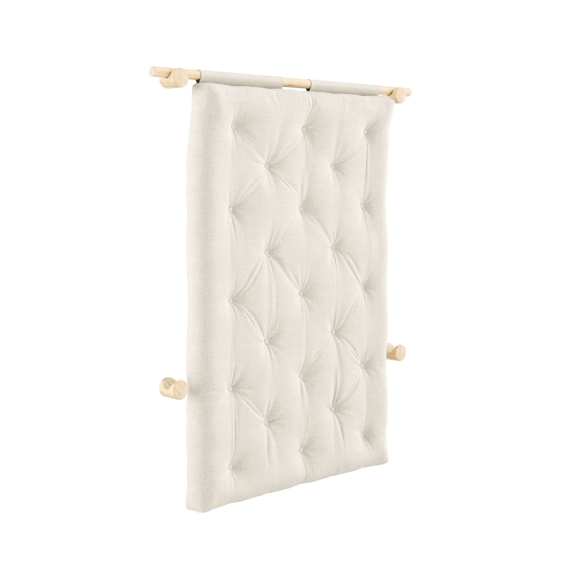 Karup Design Schlafsofa »Hooked Schlafsessel, Sitz- und Schlafplatz, Wandmontiert, platzsparend«, Futonmatratze inkl. Halterungsset aus FSC®-zertifiziertem Massivholz