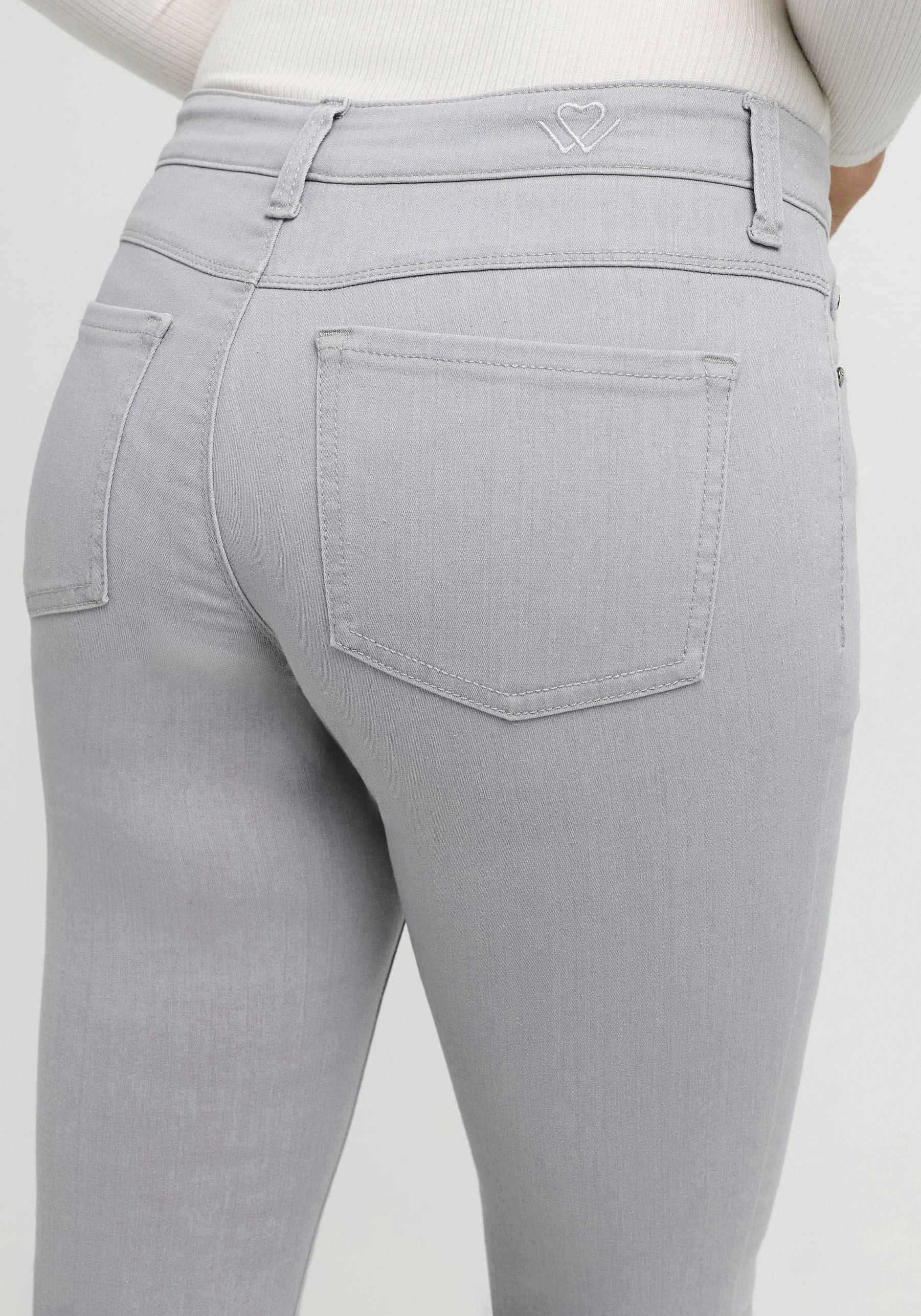 wonderjeans Slim-fit-Jeans, Klassischer gerader Schnitt