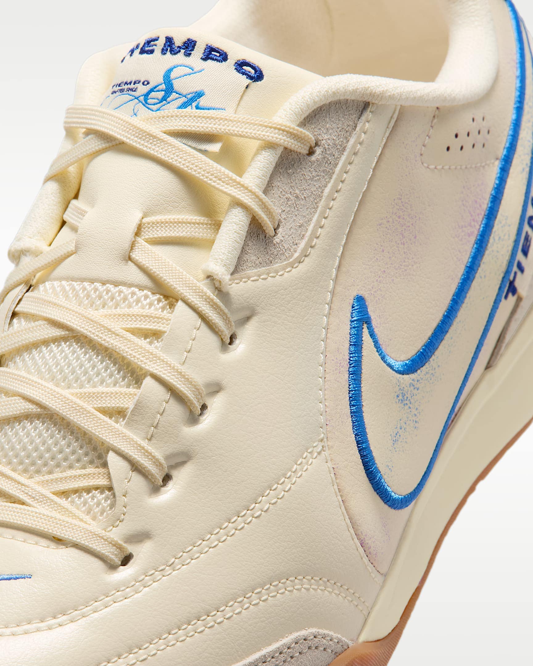 Nike Fußballschuh »TIEMPO STREETGATO PRM«  Für den Einsatz auf Hart- und Hallenplätzen und auf der Straße