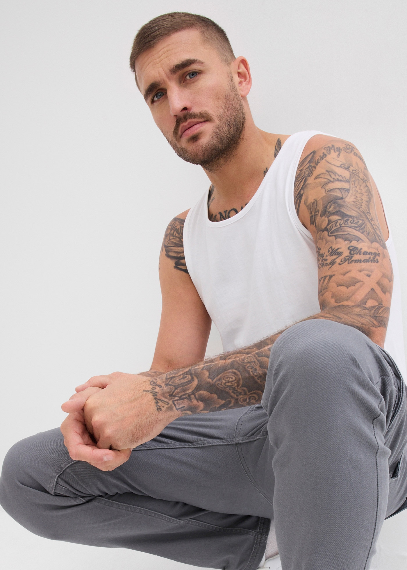 bonprix Tanktop Packung, 3 tlg. Regular Fit, Rundhalsausschnitt