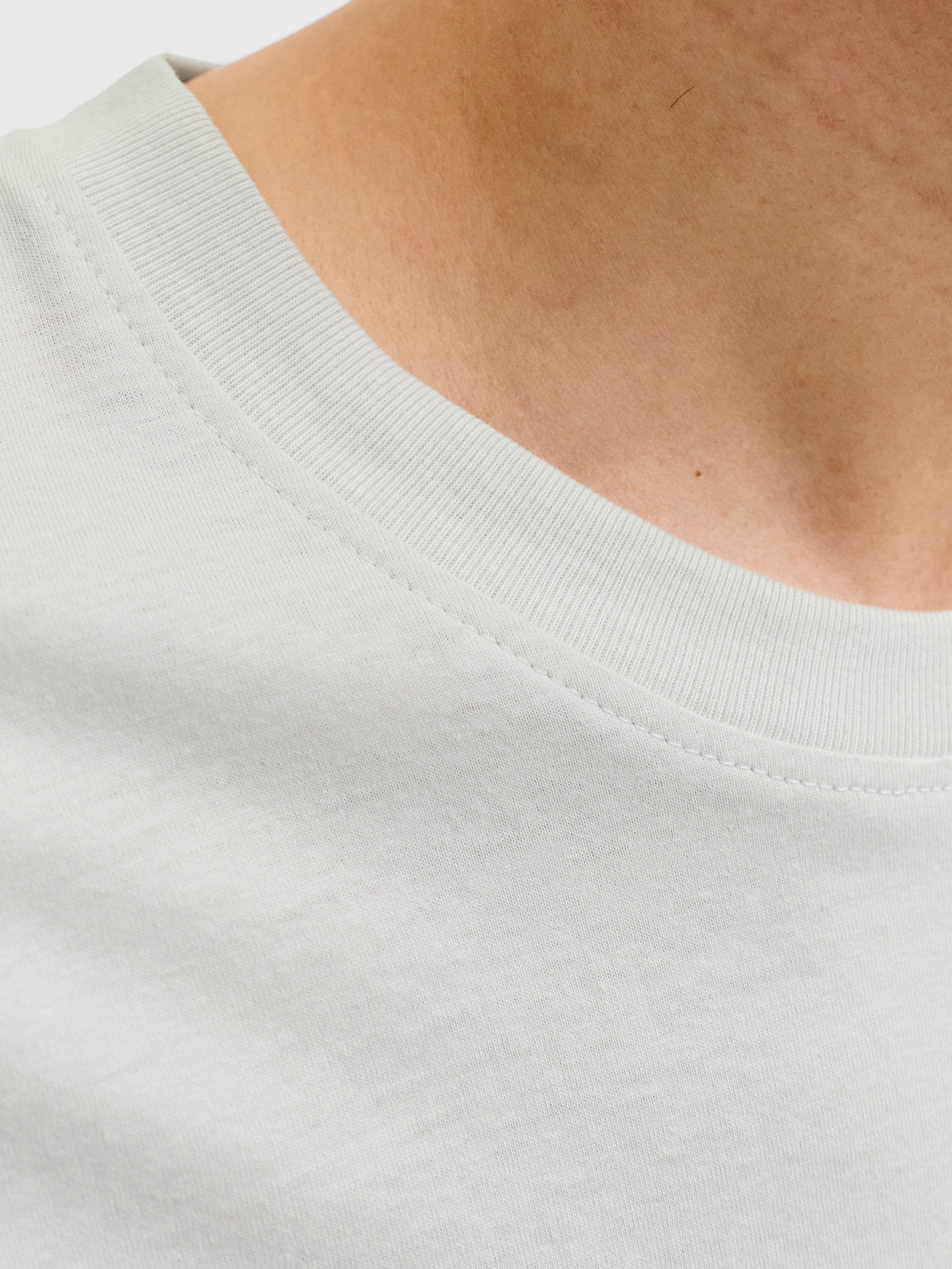 Jack & Jones Rundhalsshirt »JJINDIANA TEE SS CREW NECK«