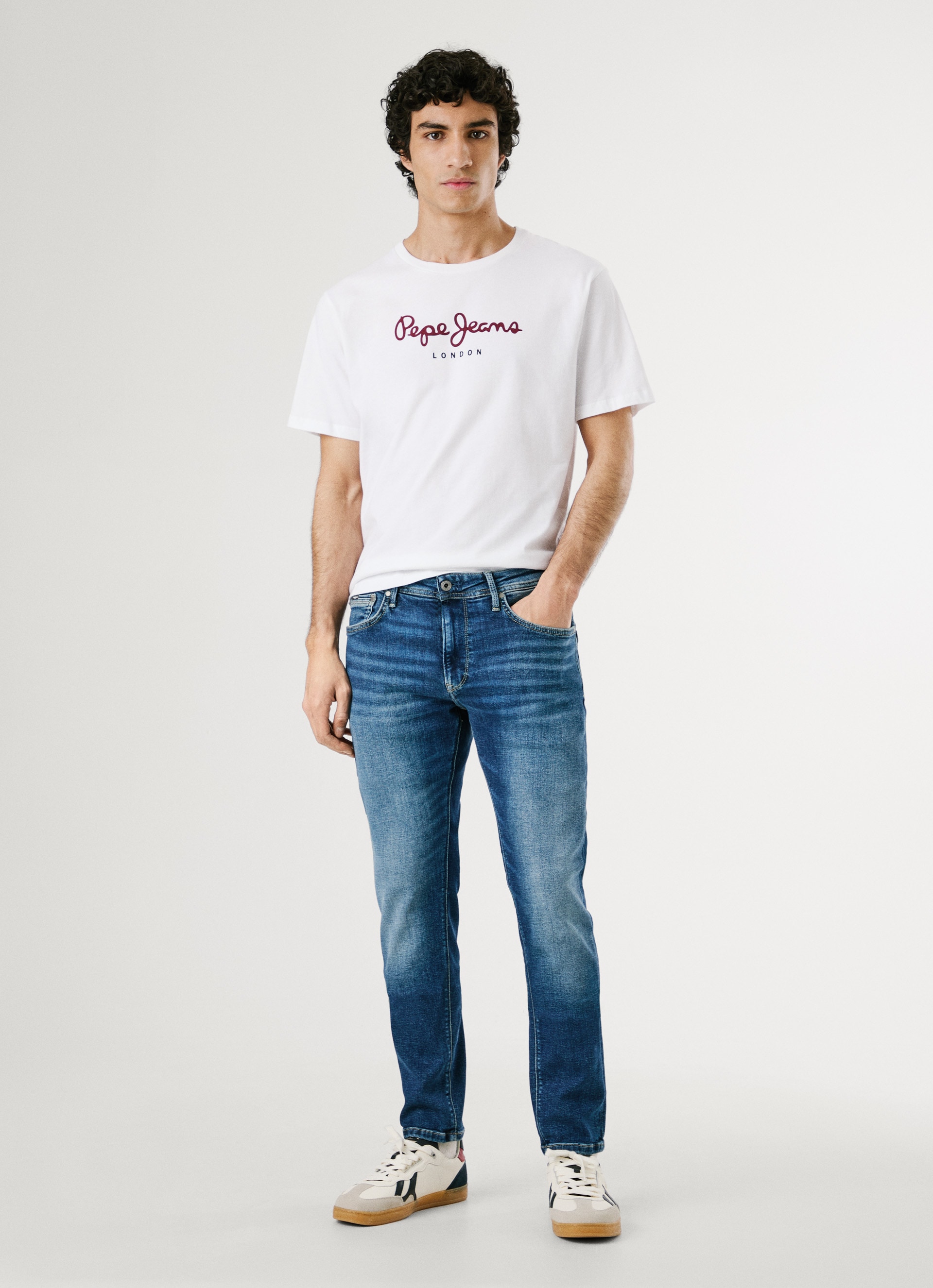 Pepe Jeans Rundhalsshirt »EGGO«