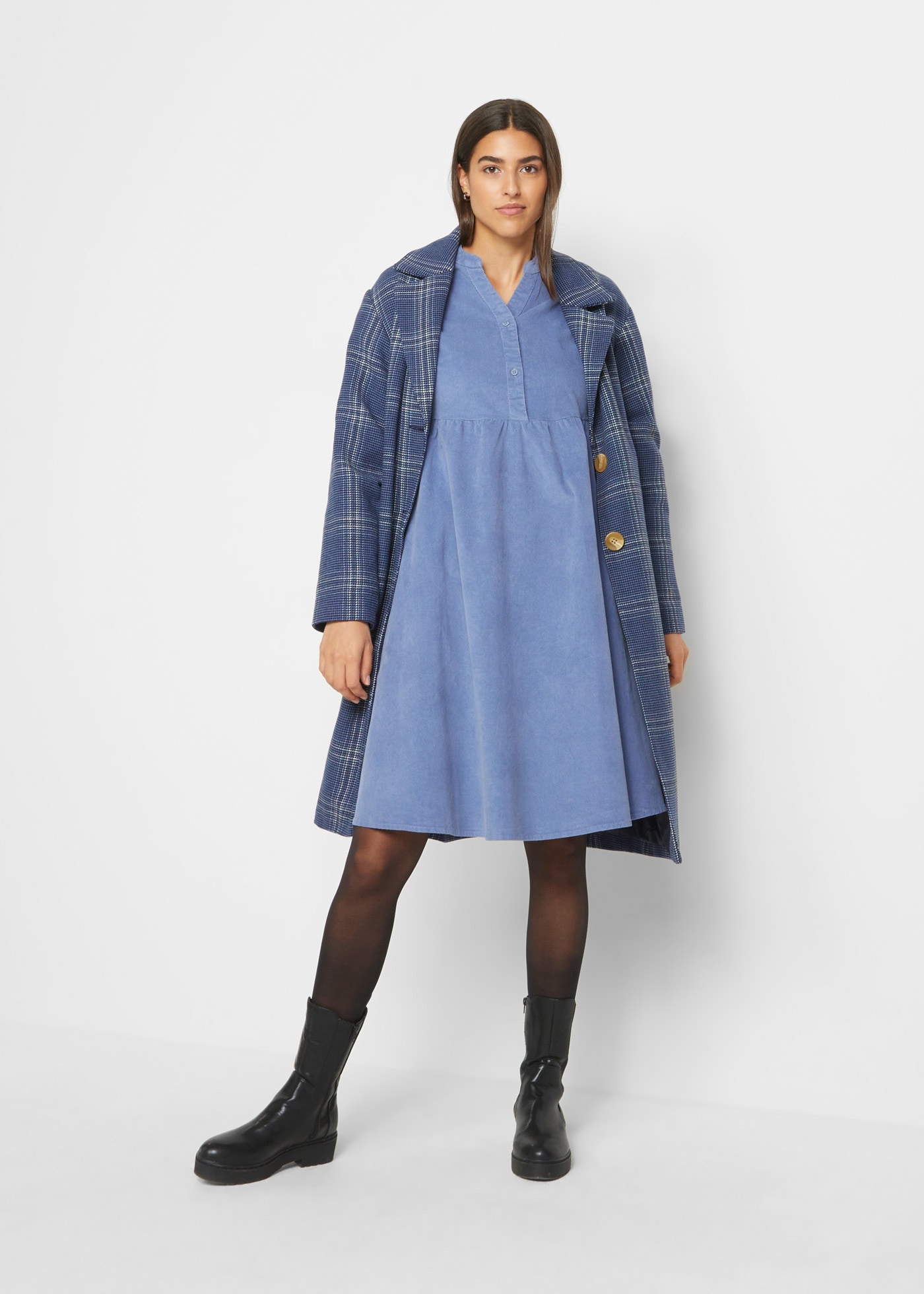 bonprix Midikleid »Kleid aus Baumwollcord« für entspannten Look, aus weichem Baumwollcord, mit Elasthan-Anteil