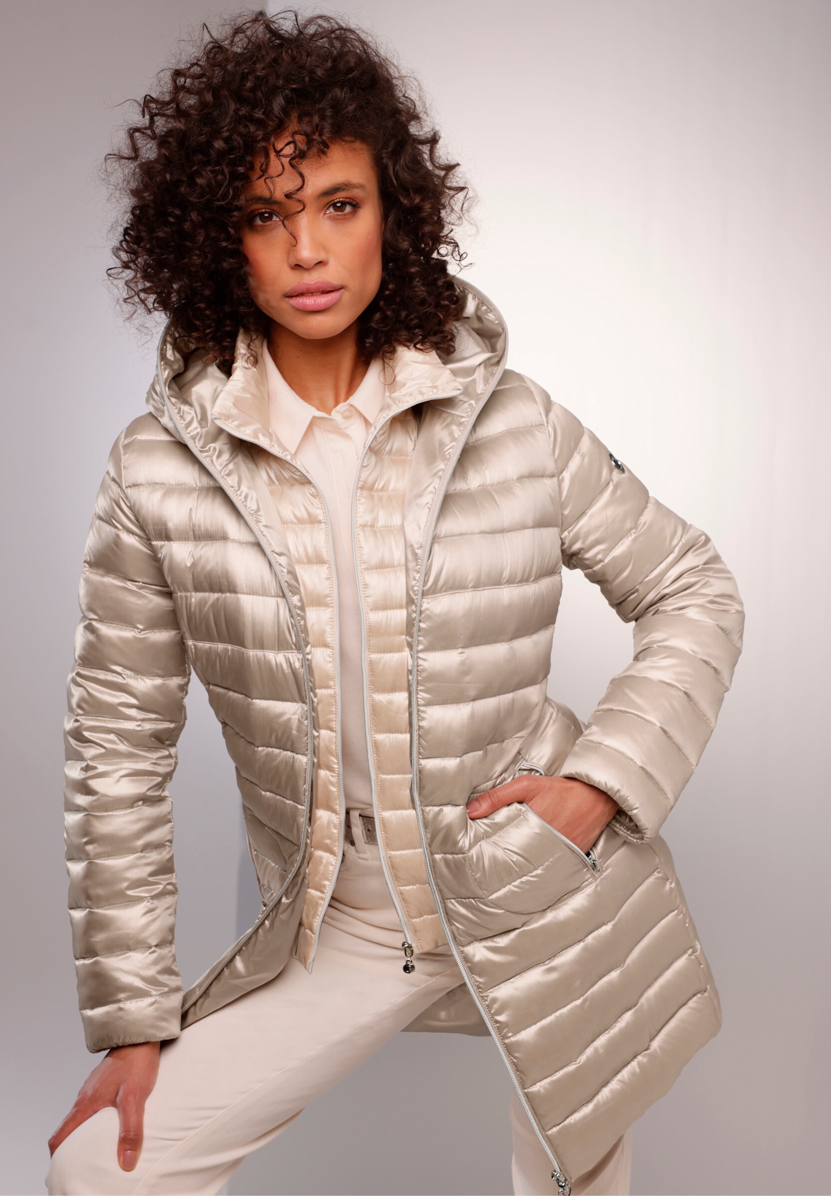 creation L Daunenjacke »Daunen-Steppjacke Daunenjacke 2-in-1 Optik« mit Kapuze