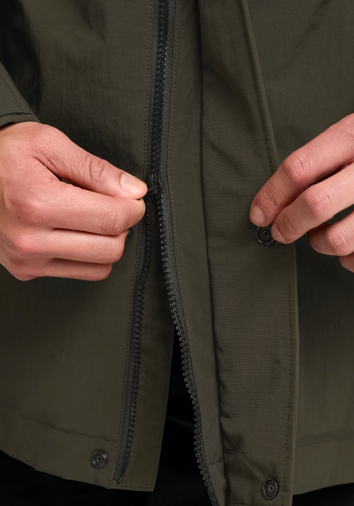 Jack Wolfskin Winterjacke »GLACIER SHIELD JKT M« mit Kapuze wasserdicht, winddicht, atmungsaktiv, mit fünf Taschen