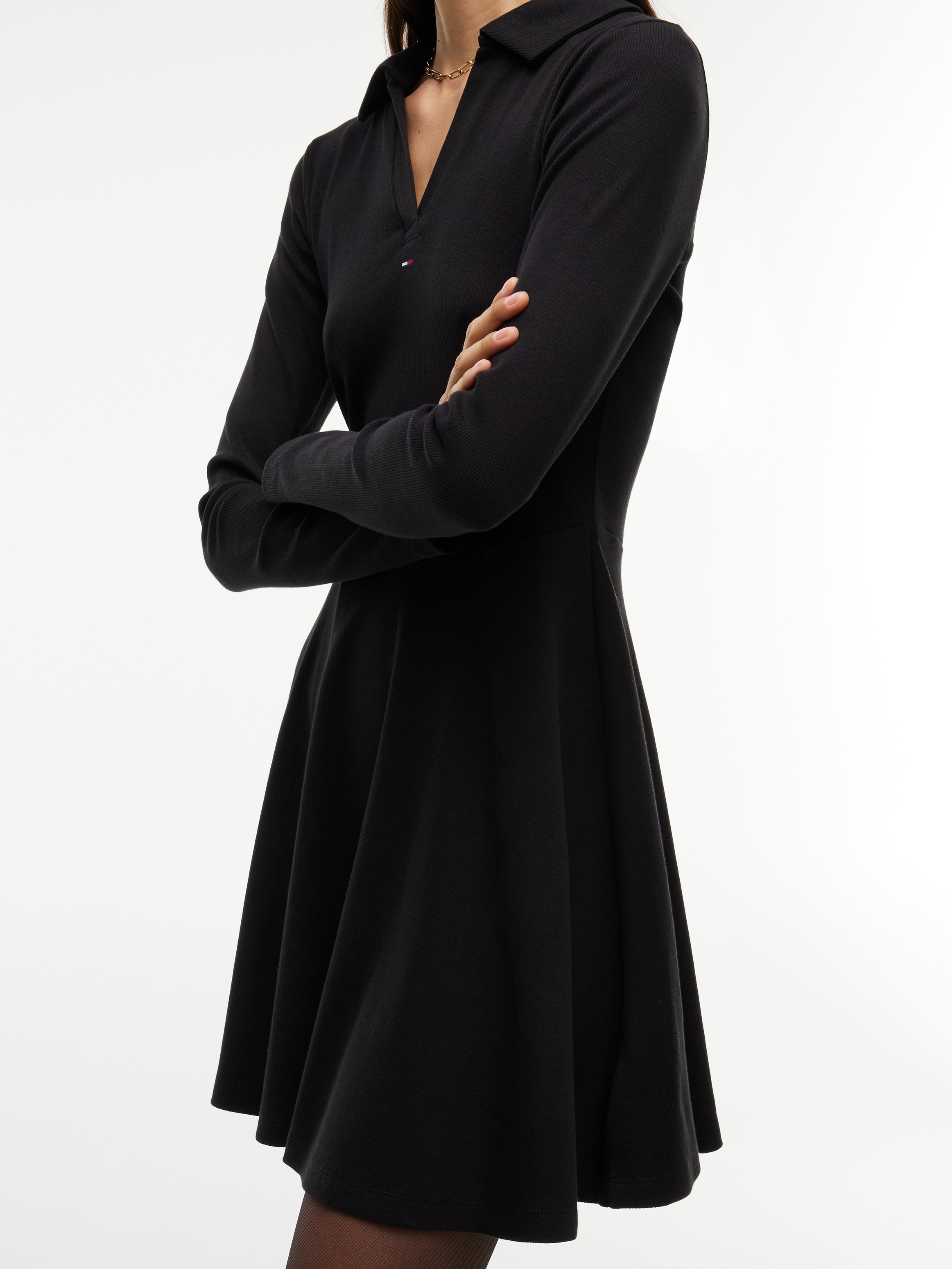 Tommy Jeans Polokleid »TJW RIB FIT & FLARE POLO DRESS« Baumwollmischung, figurbetont, gerippte Struktur, ausgestellte Form