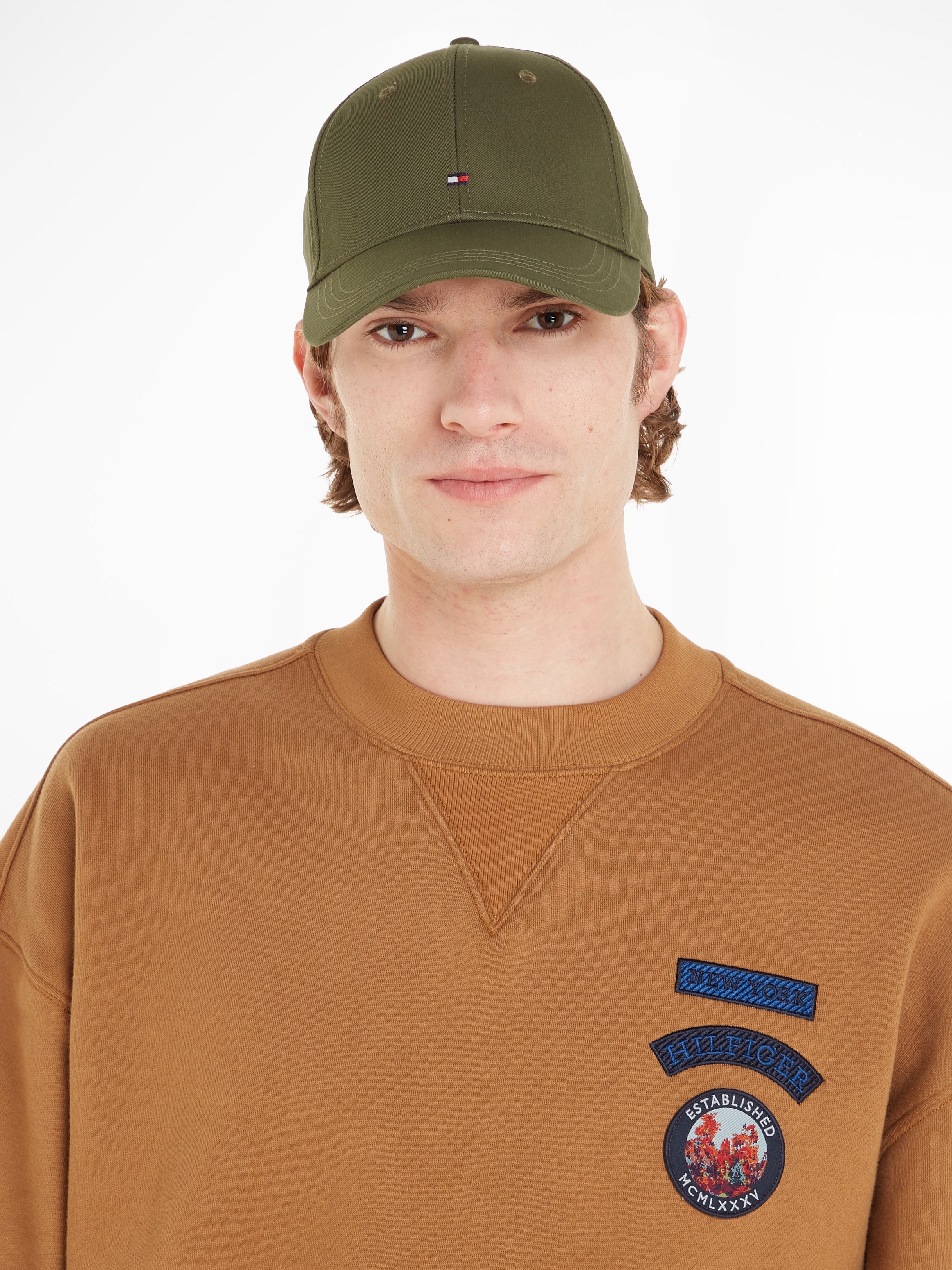 Hilfiger mit über COTTON Schild OTTO Baseball FLAG CAP«, 6 PANEL Labelflag dezenter »TH dem Cap bei Tommy