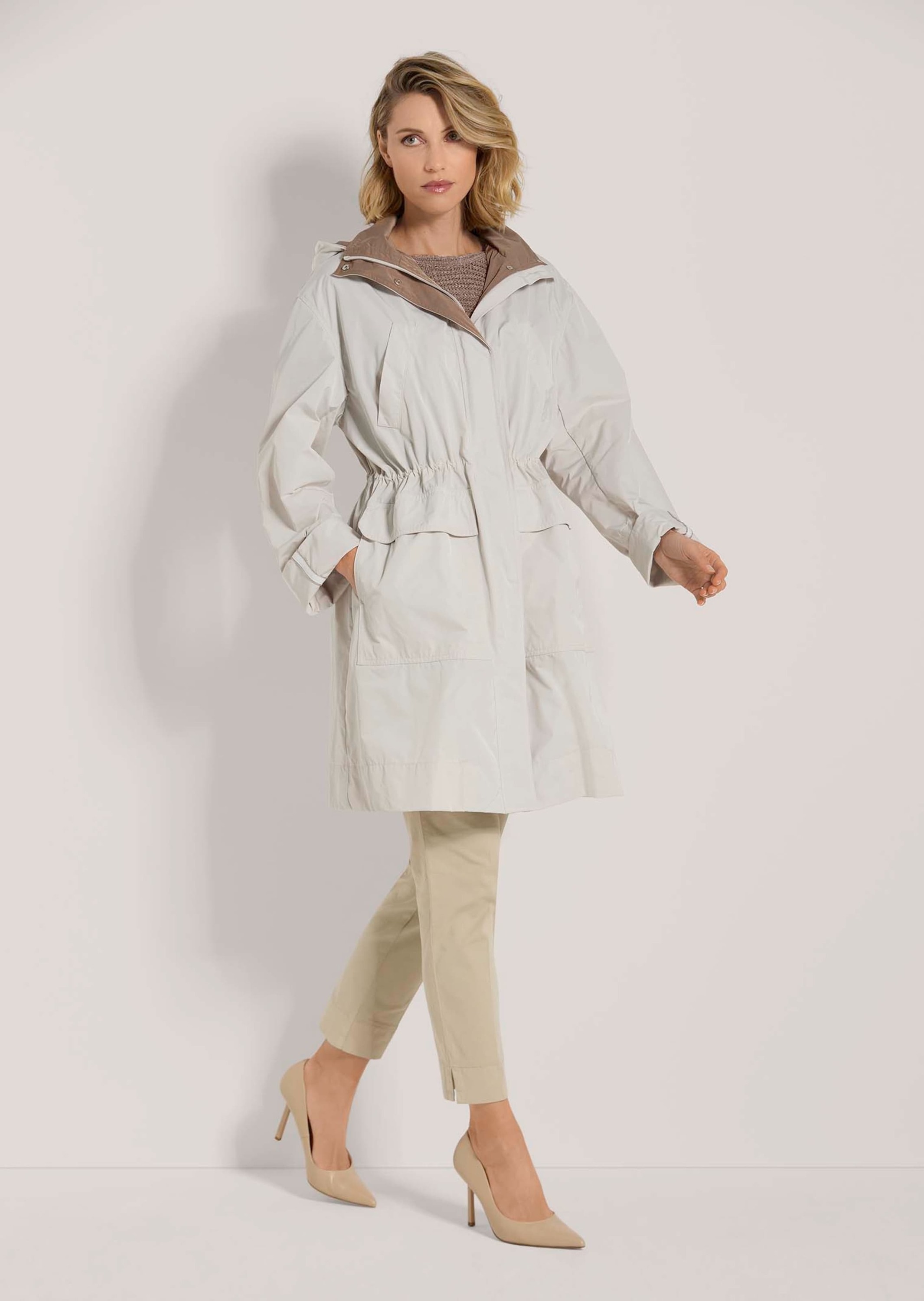 MADELEINE Kurzjacke »Jacke Outdoor-Jacke mit abnehmbarer Kapuze«