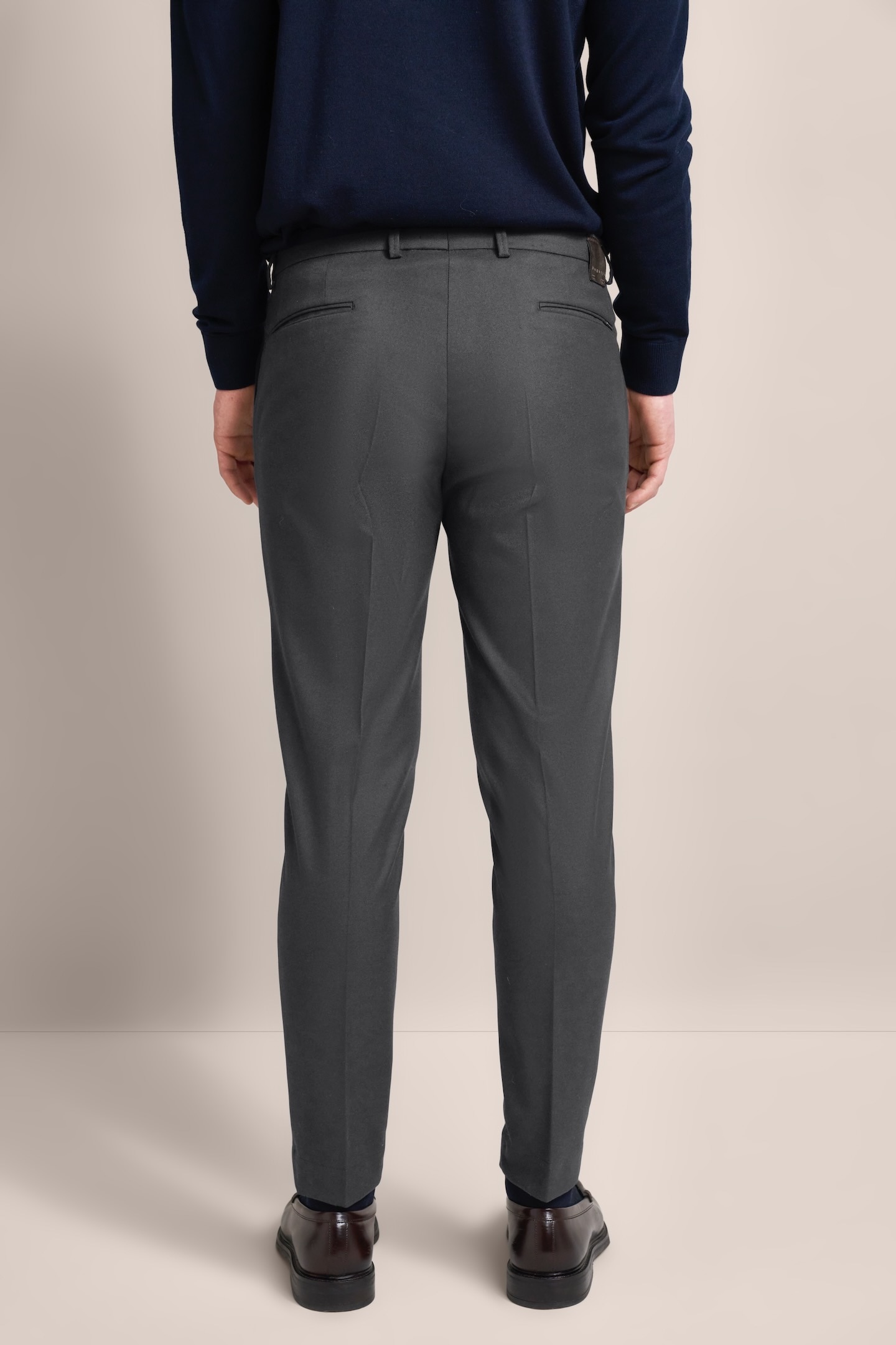 bugatti Stoffhose, mit moderner Form