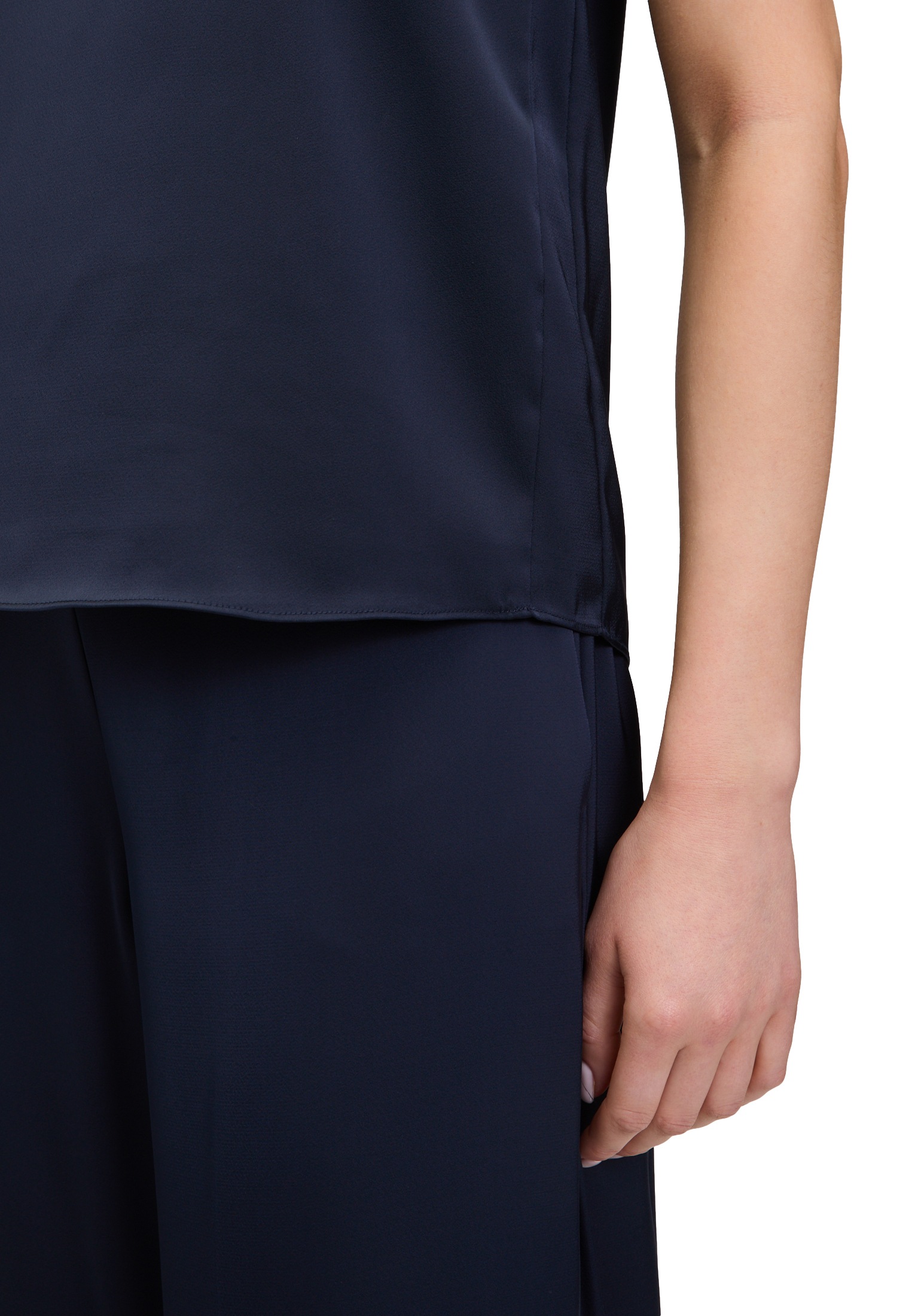 Vera Mont Satinbluse »Satin-Bluse mit V-Ausschnitt«