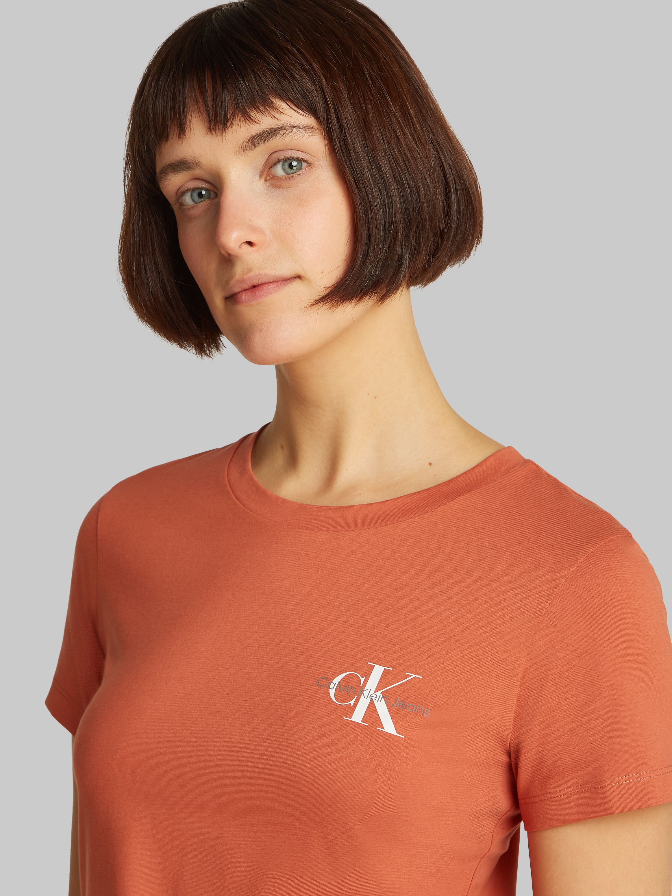 Calvin Klein Jeans Rundhalsshirt »2-PACK MONOLOGO SLIM TEE«, (Packung, 2 tlg., 2er-Pack), mit Calvin Klein Jeans Logoprint auf der Brust