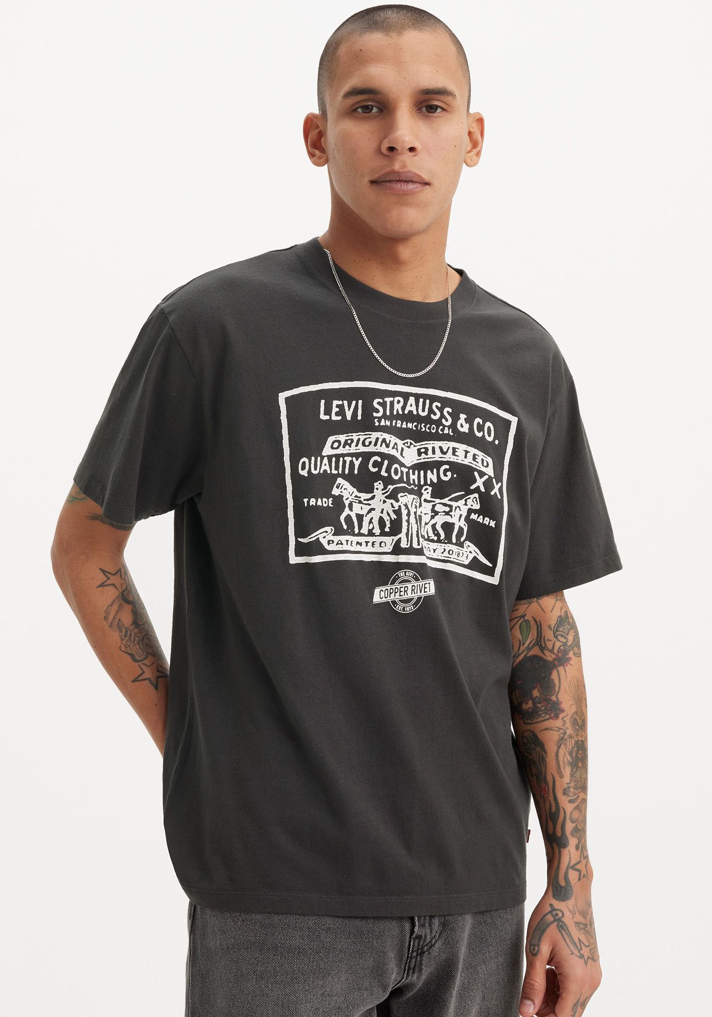 Levi's® T-Shirt »VINTAGE FIT GRAPHIC TEE«, mit großem Logo-Print