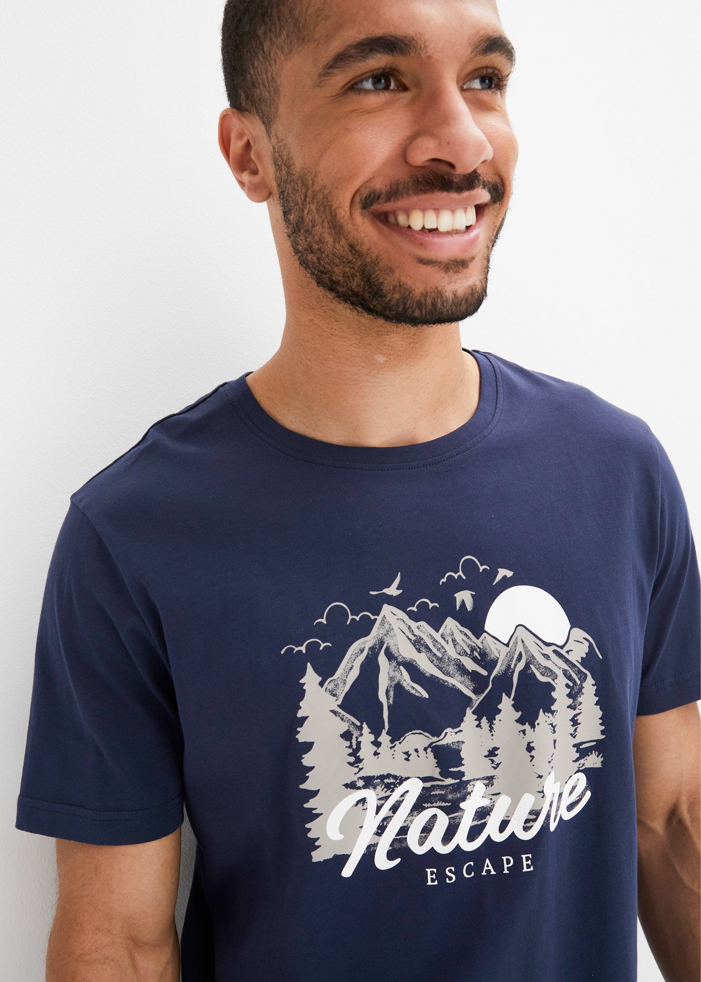 bonprix T-Shirt »T-Shirt aus reiner Baumwolle« Regular Fit, Kurzarm-Design, aus reiner Baumwolle