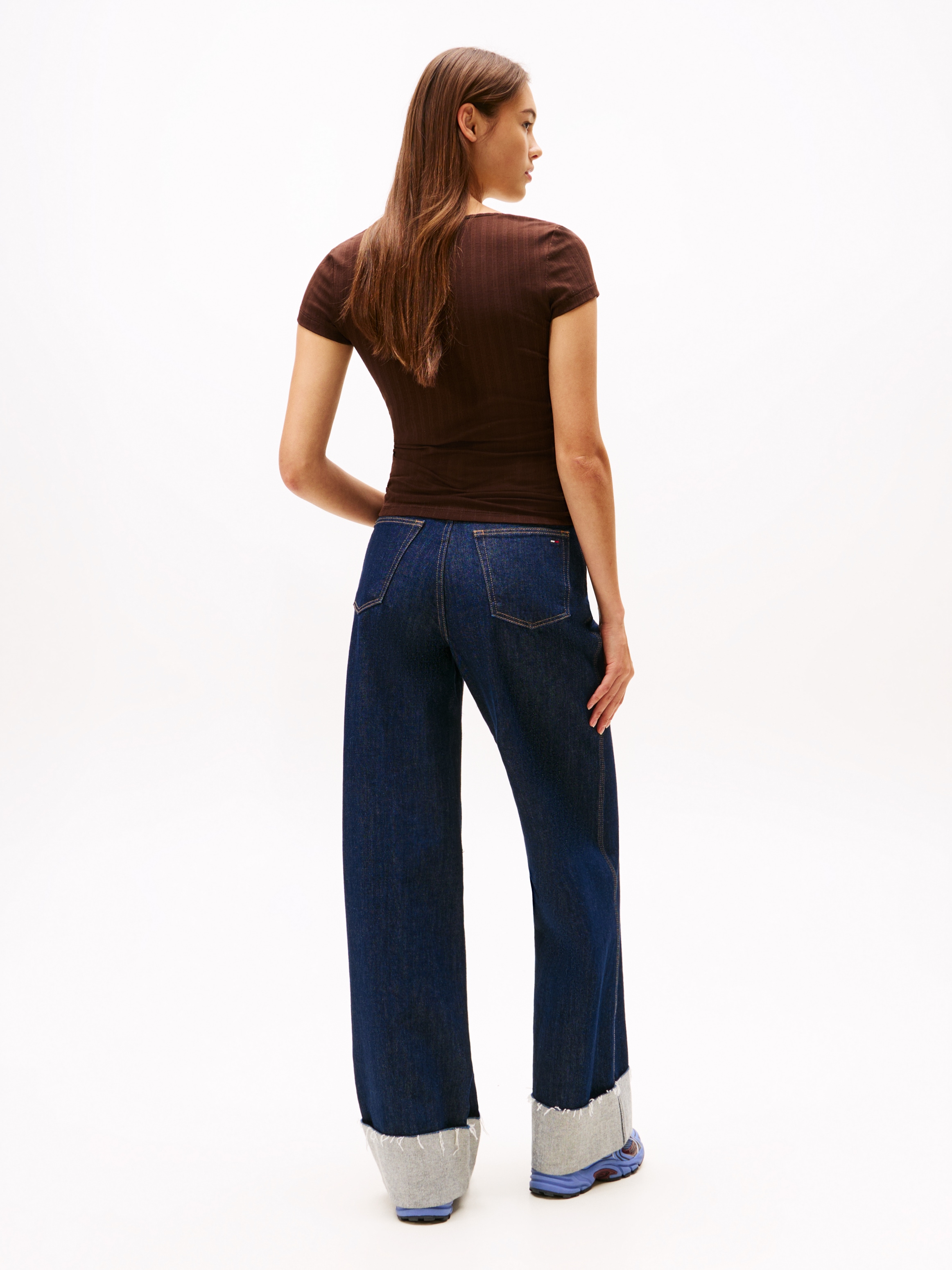 Tommy Jeans Kurzarmshirt »TJW SLIM IRREGULAR RIB SS«, in gerippter Struktur