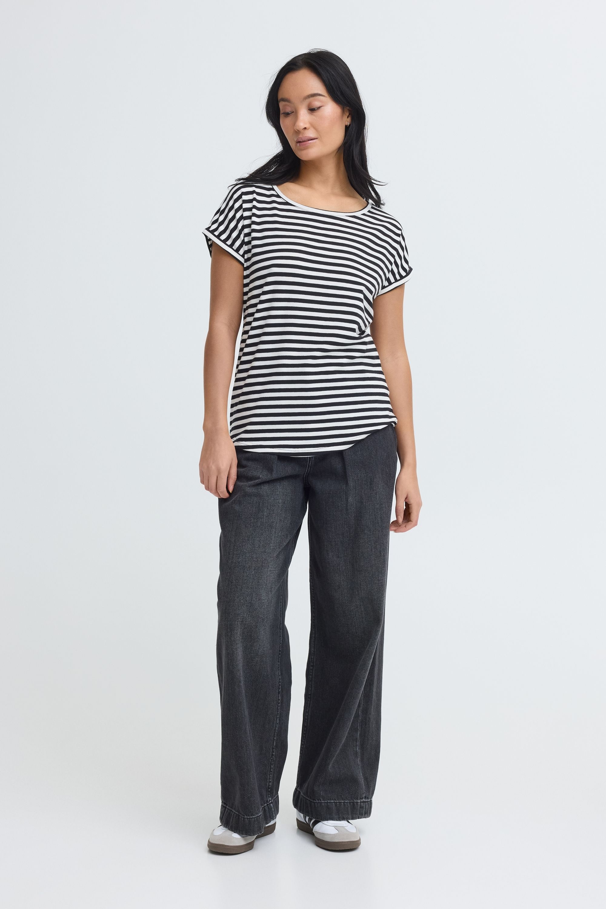 OXMO Rundhalsshirt »Rundhalsshirt OXNPubby«