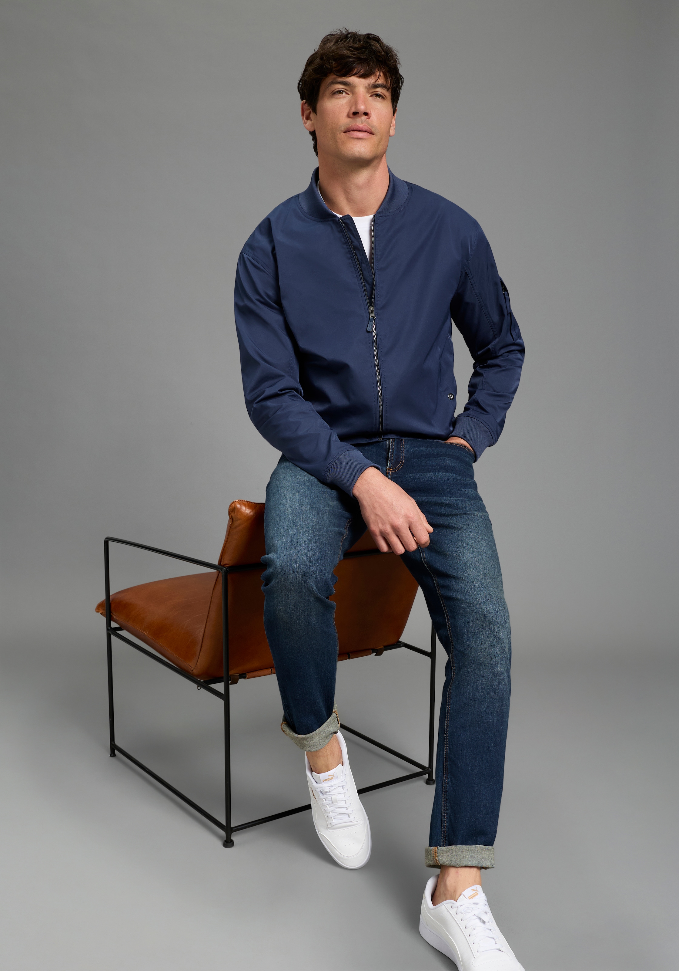 Bruno Banani Bomberjacke Blouson mit Stehkragen, leichte Übergangsjacke