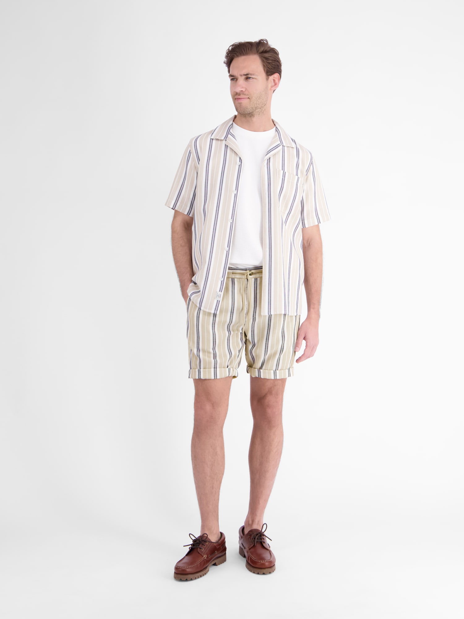 LERROS Chinoshorts »Chino-Shorts aus Baumwolle mit modischem Streifenmuster«