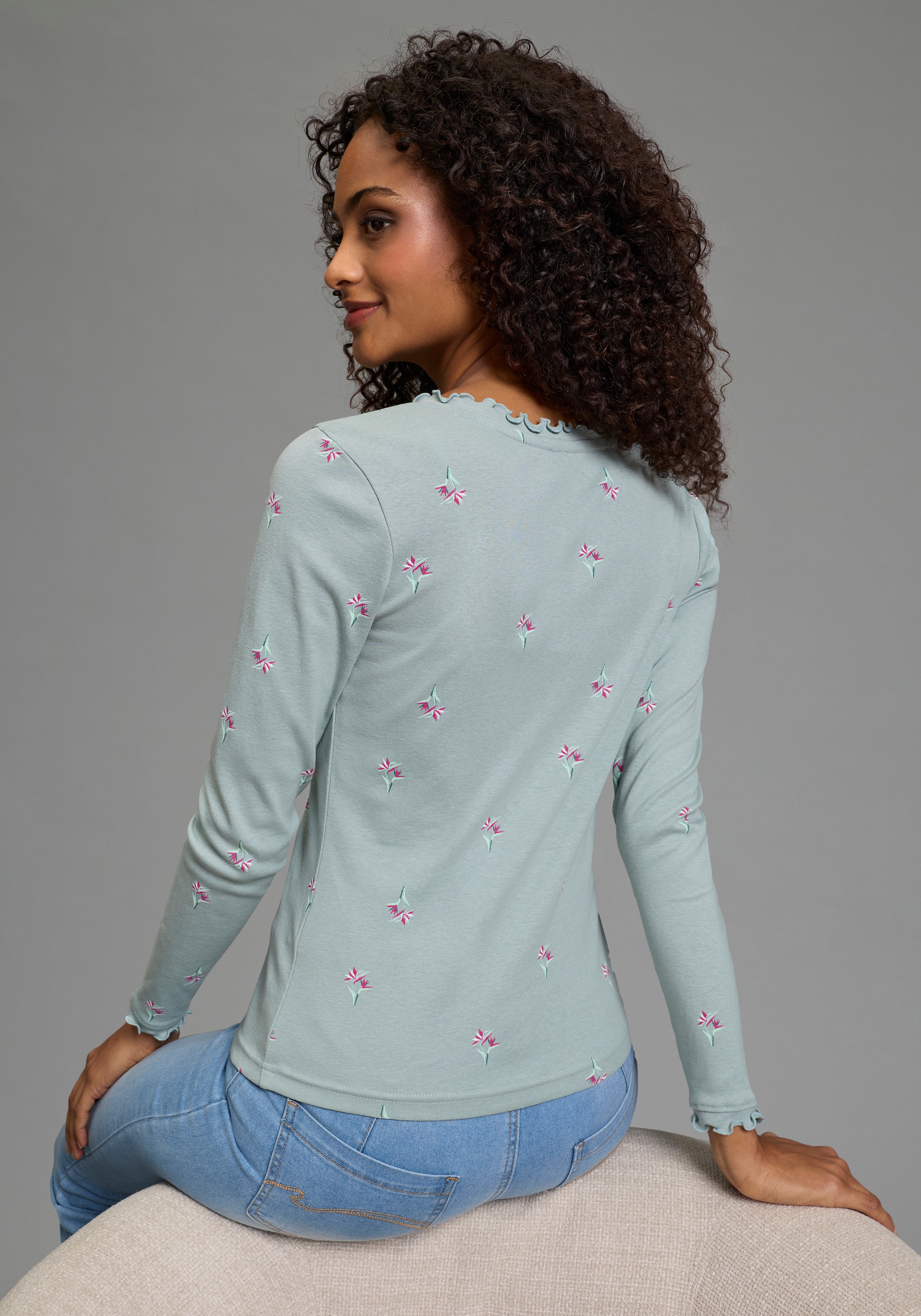 KangaROOS Langarmshirt mit Blumendruck und Knopfleiste