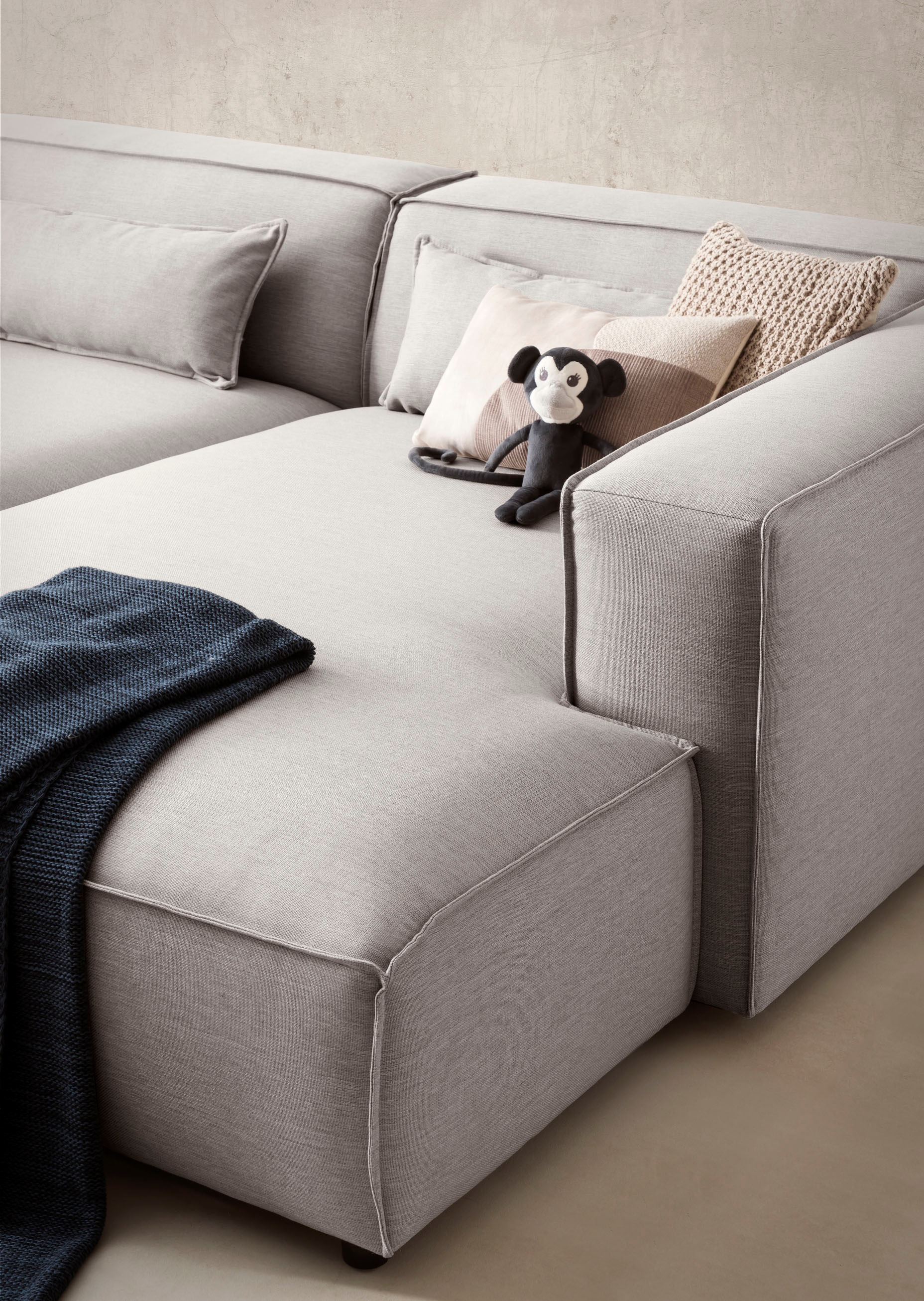 LeGer Home by Lena Gercke Ecksofa »PIARA XXL, Big-Sofa in Cord oder Leinenoptik, L-Form, mit Kedernaht«, wahlweise Ottomane rechts/links, schwarze Füße, extra tiefe Sitzfläche