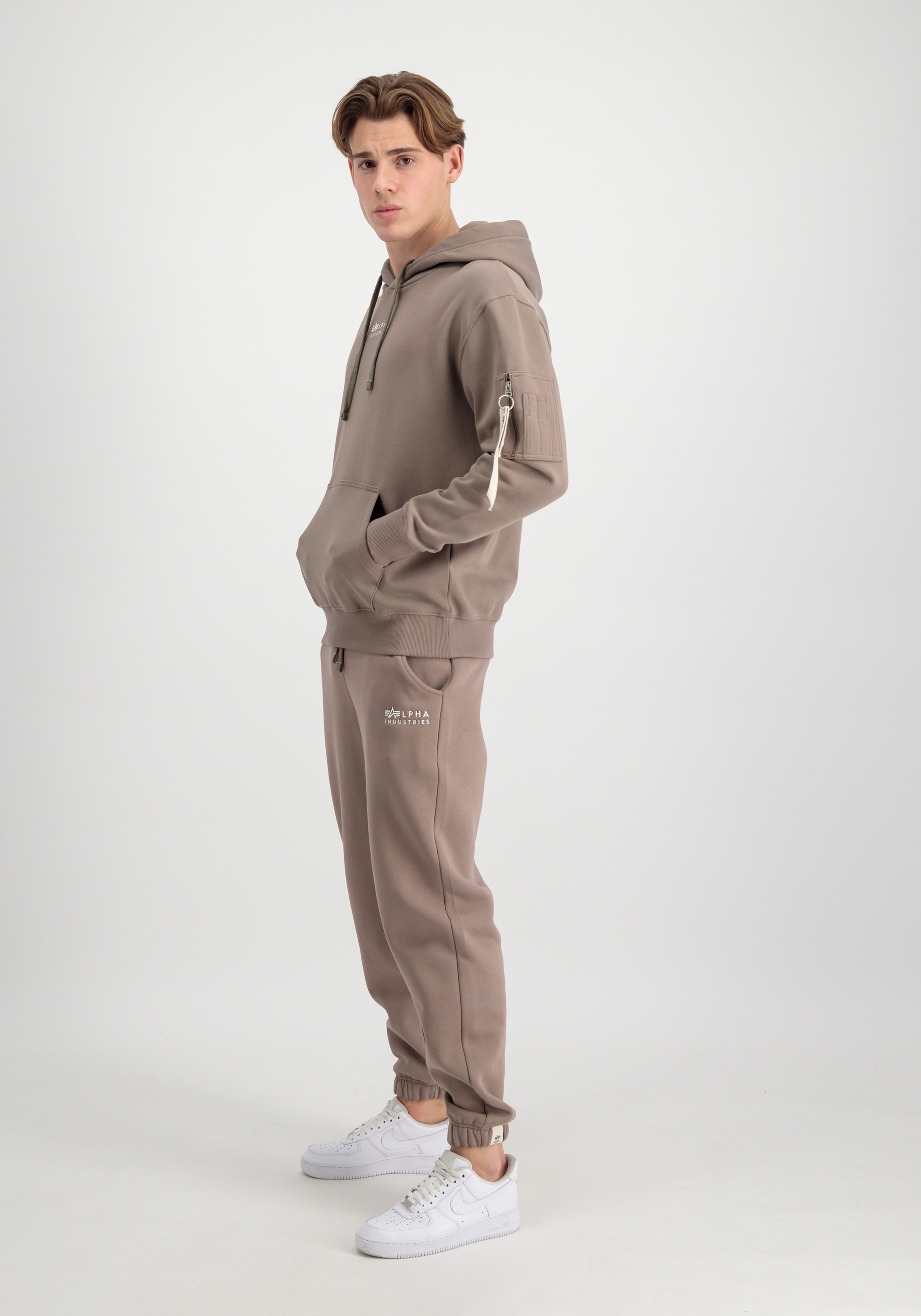 Alpha Industries Hoodie »Alpha Industries Men - Hoodies Organics EMB Hoodie«
