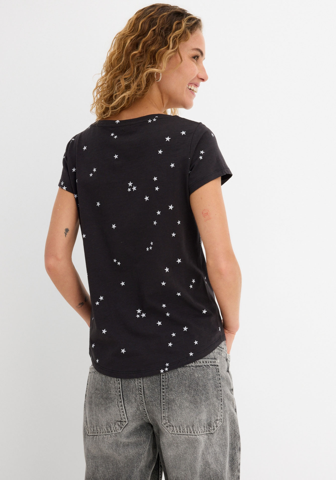 bonprix T-Shirt Slim Fit Passform, Kurzarm, abgerundeter Saum, aus reiner Baumwolle