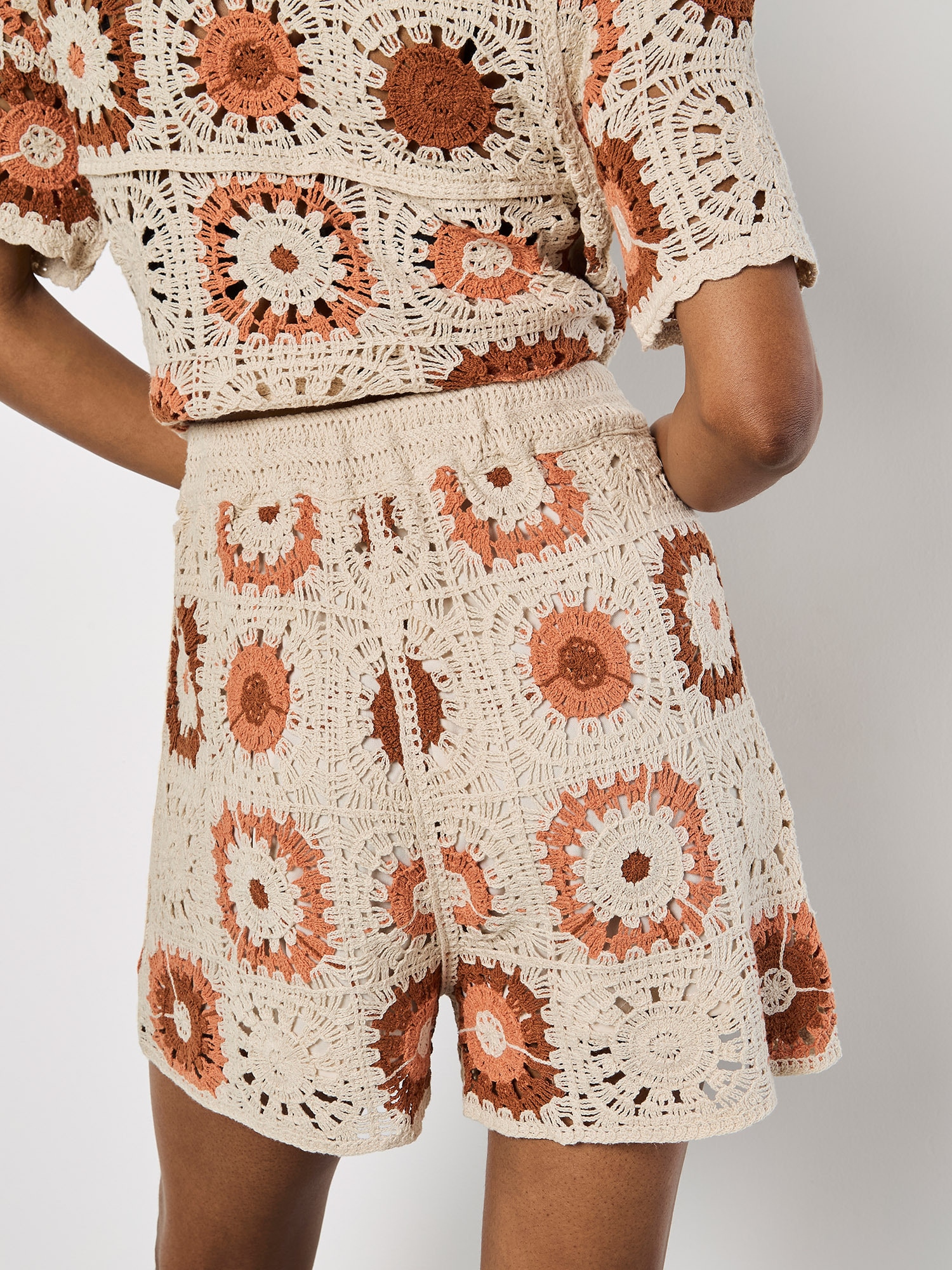 Apricot Shorts »Shorts«  im Quadratedesign
