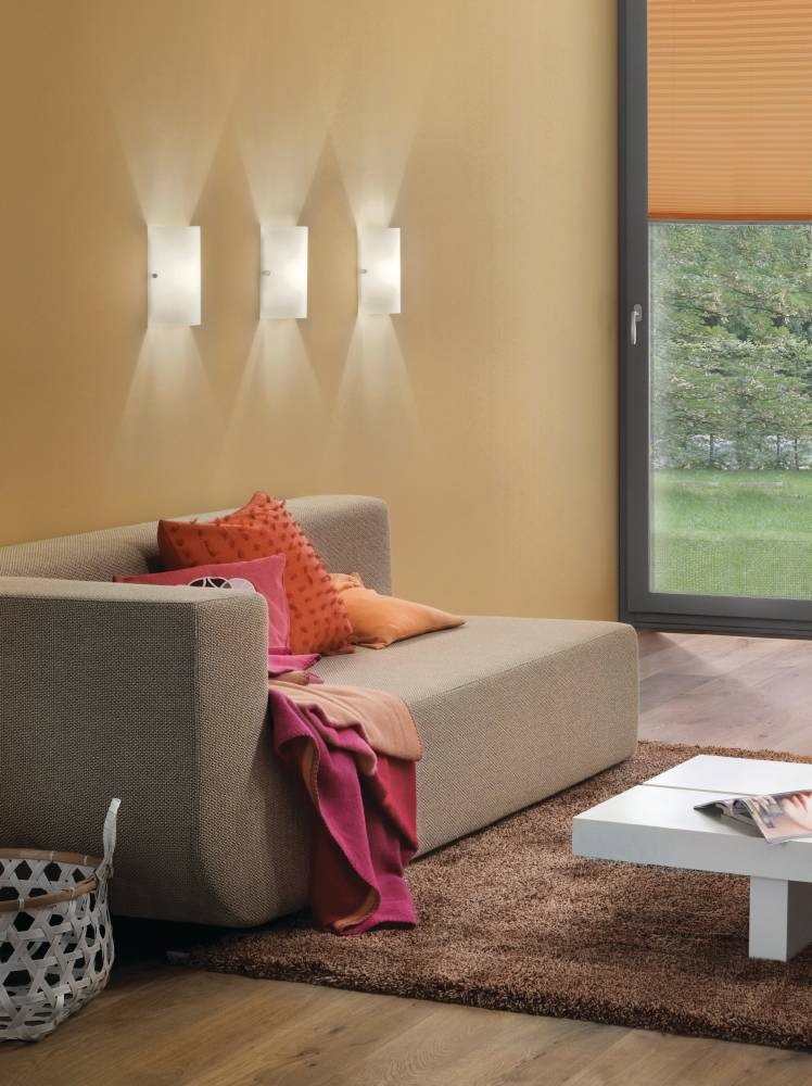 EGLO Wandleuchte »TROY 3 Wandlampe, Wandbeleuchtung, satiniertes Glas in weiß, E14«, 1 flammig, Leuchtmittel E14 | Leuchtmittel wechselbar-ohne Leuchtmittel, Wohnzimmer, Esszimmer, Flur, klassisch, schlicht, 25x18x7,5cm