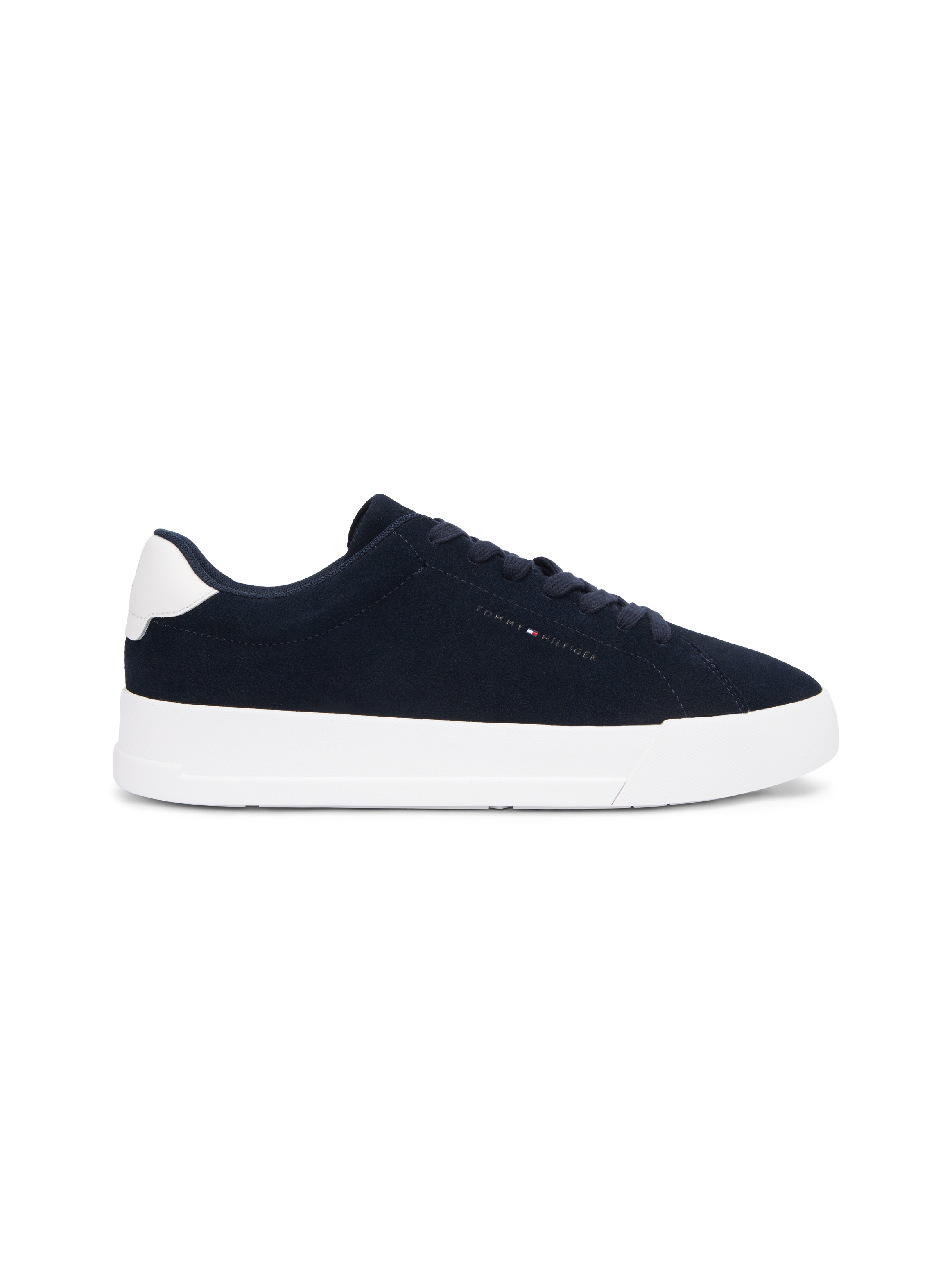 Tommy Hilfiger Sneaker »TH COURT CORE SUEDE«  Freizeitschuh, Halbschuh, Schnürschuh mit seitlicher Logoprägung