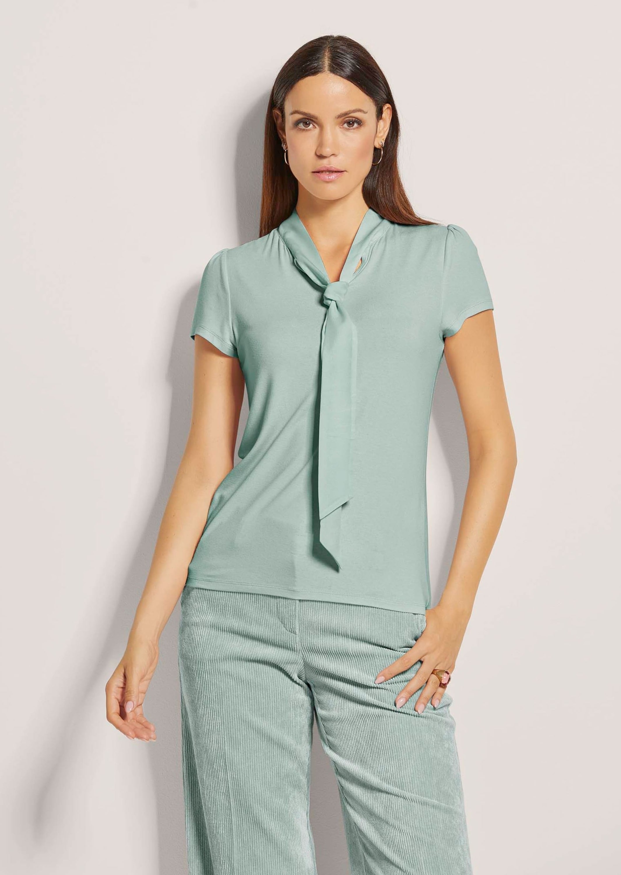 MADELEINE Kurzarmshirt »Blusenshirt Kurzarmoberteil mit Schluppe«