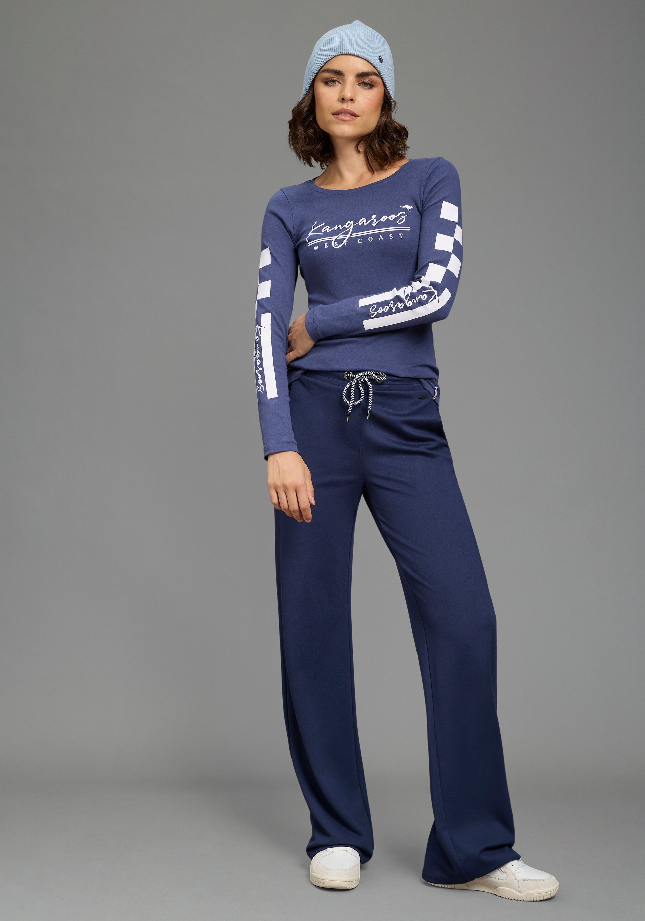 KangaROOS Langarmshirt mit Rundhalsausschnitt, hüftbedeckende Länge, Langarm-Design
