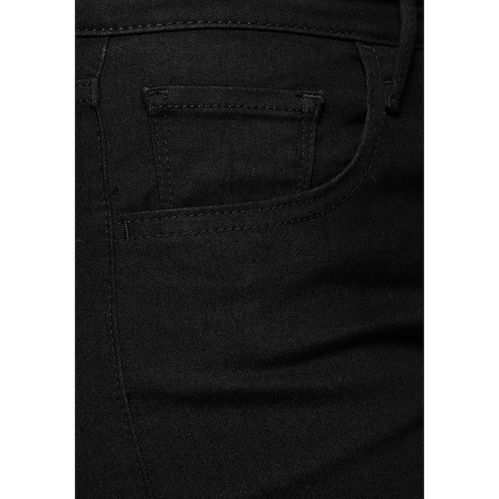 Levi's® Plus Skinny-fit-Jeans »720 High-Rise«, mit hoher Leibhöhe