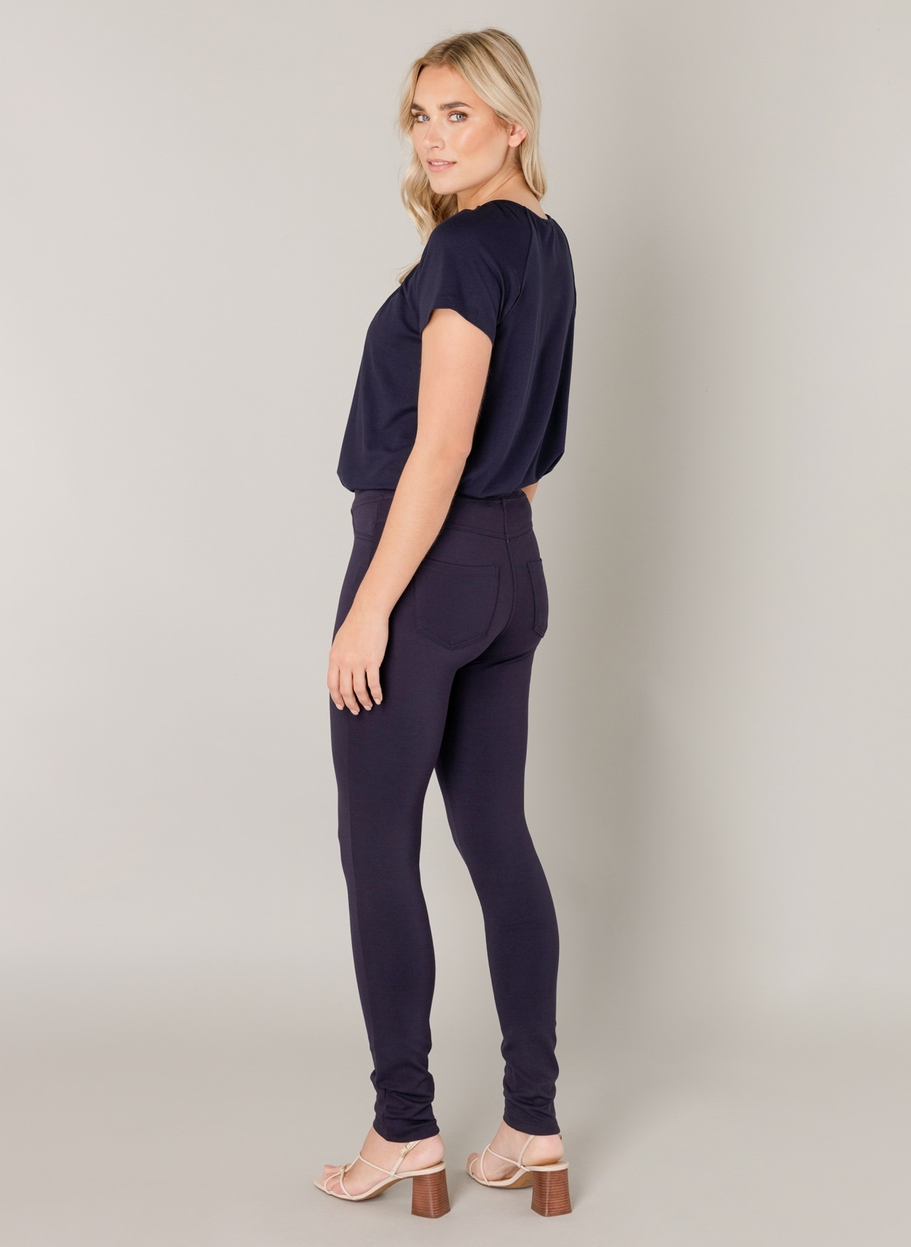 Base Level Jeggings »Ornika«  Bequemes Material in Skinny-Fit-Optik