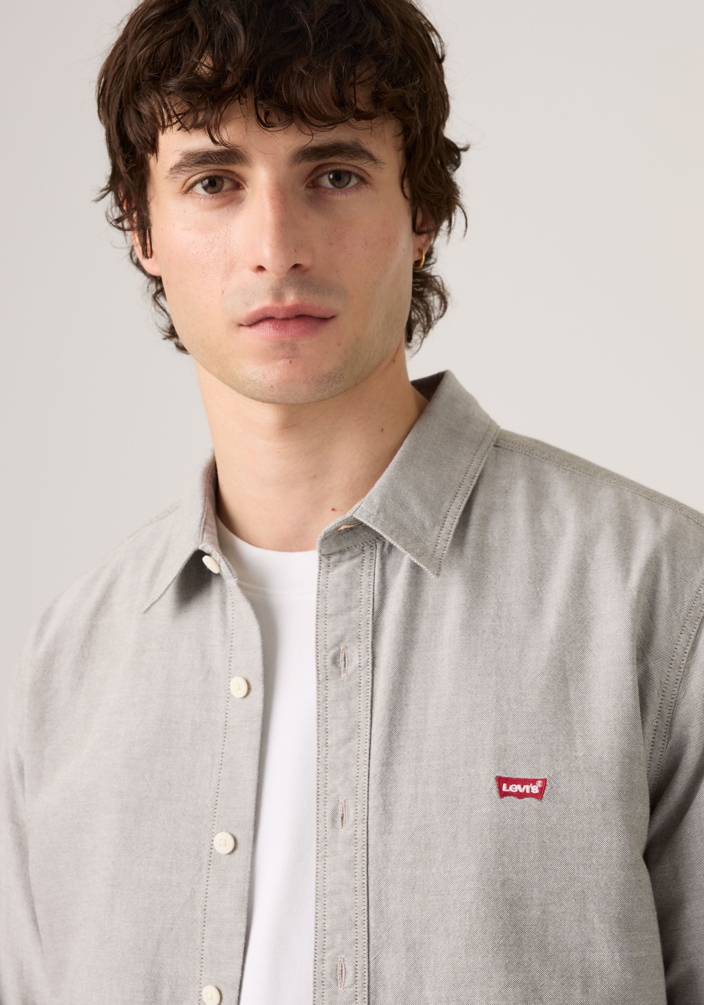 Levi's® Langarmhemd »CLS BATTERY HM SHIRT - STANDARD« mit abgerundetem Saum