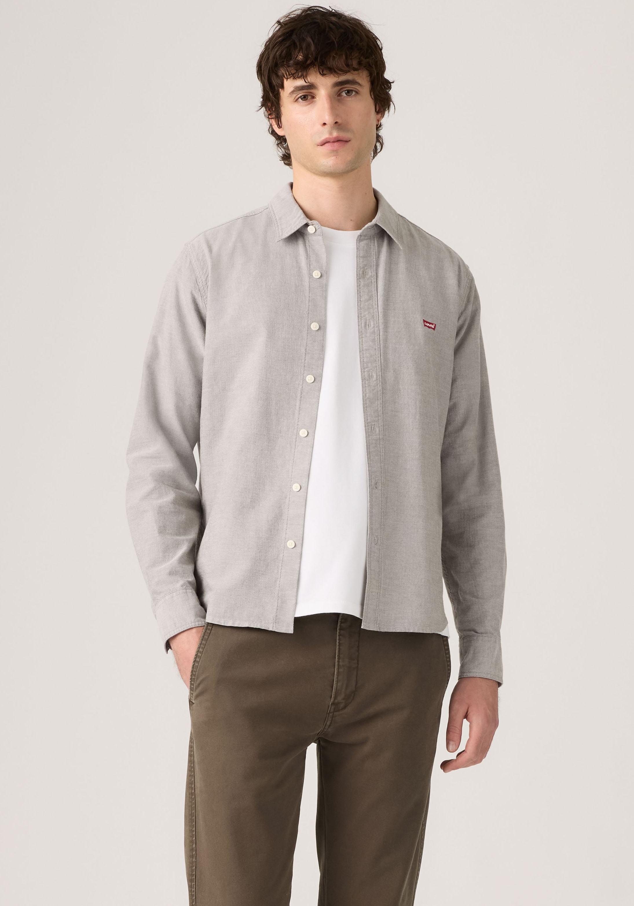 Levi's® Langarmhemd »CLS BATTERY HM SHIRT - STANDARD« mit abgerundetem Saum