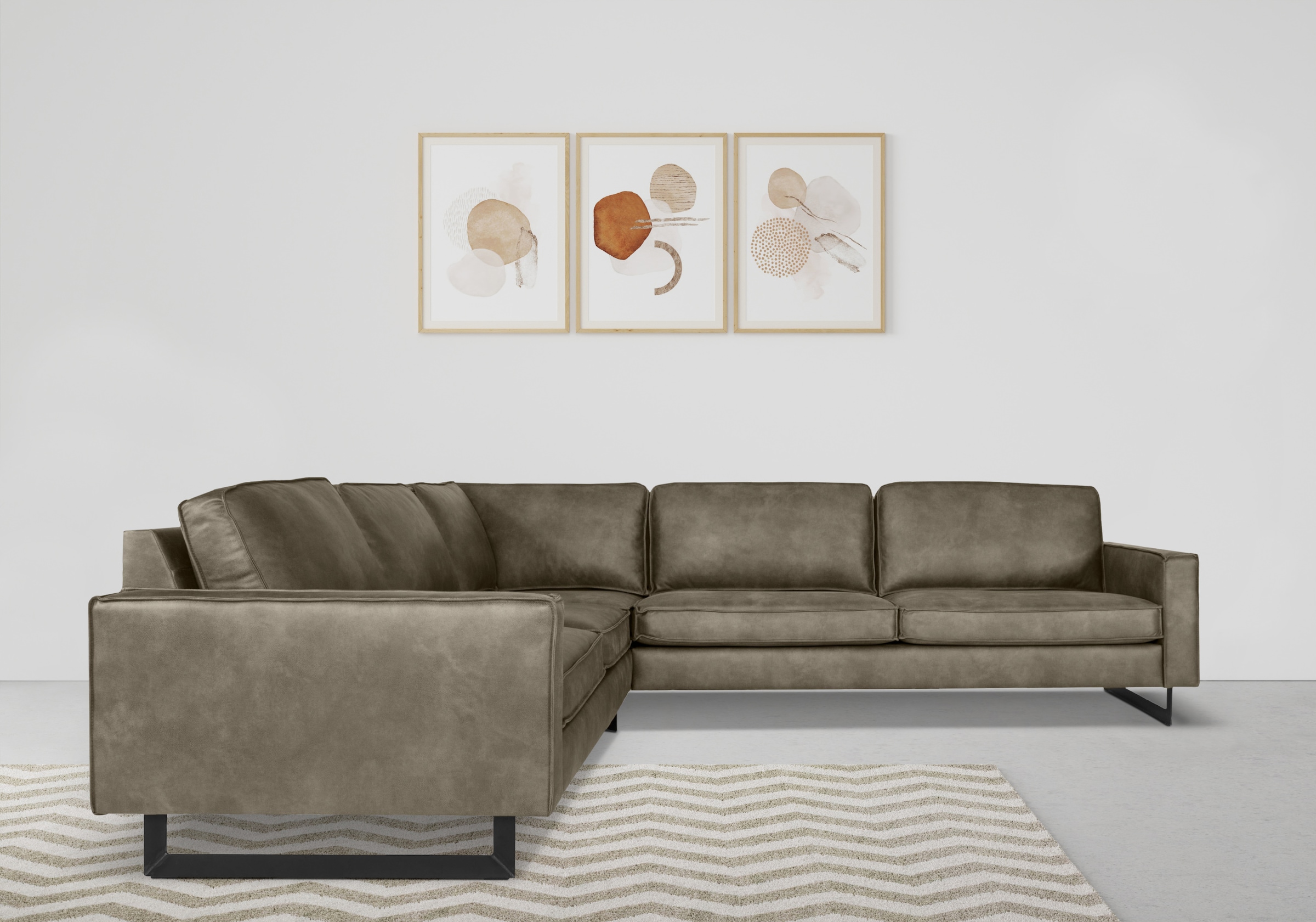 Places of Style Ecksofa »Pinto, XXL, 250/290 cm, langer Schenkel, Ottomane«, Cord, Chenille, Lederoptik, mit Keder, Metallfüße, Wellenunterfederung