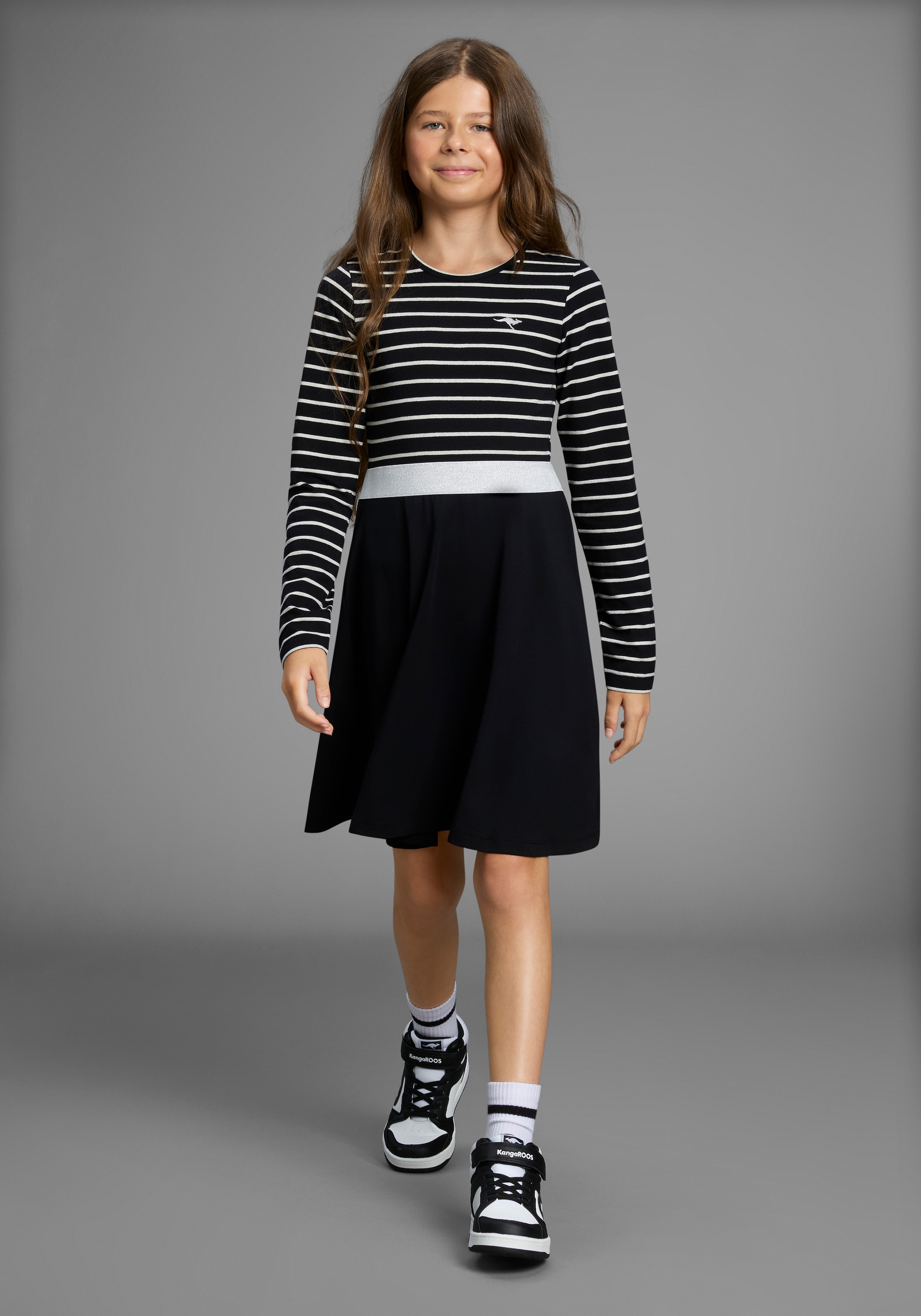 KangaROOS Jerseykleid »Kleid mit Glitzergürtel«, festliche Anlässe, kniefrei, modischer Stil, aus Stretchqualität