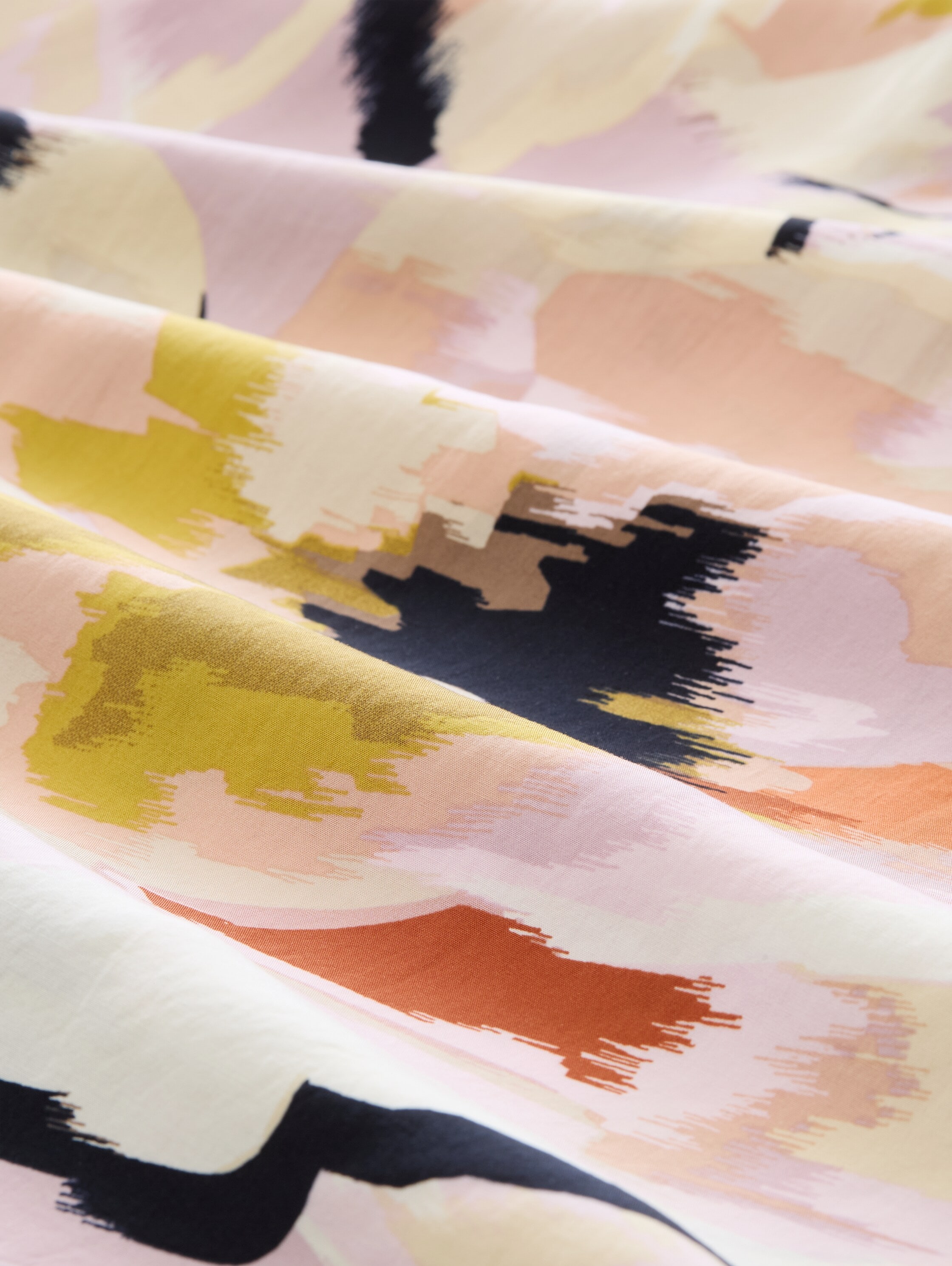 TOM TAILOR Blusentop mit Allover-Muster und mit Viskose