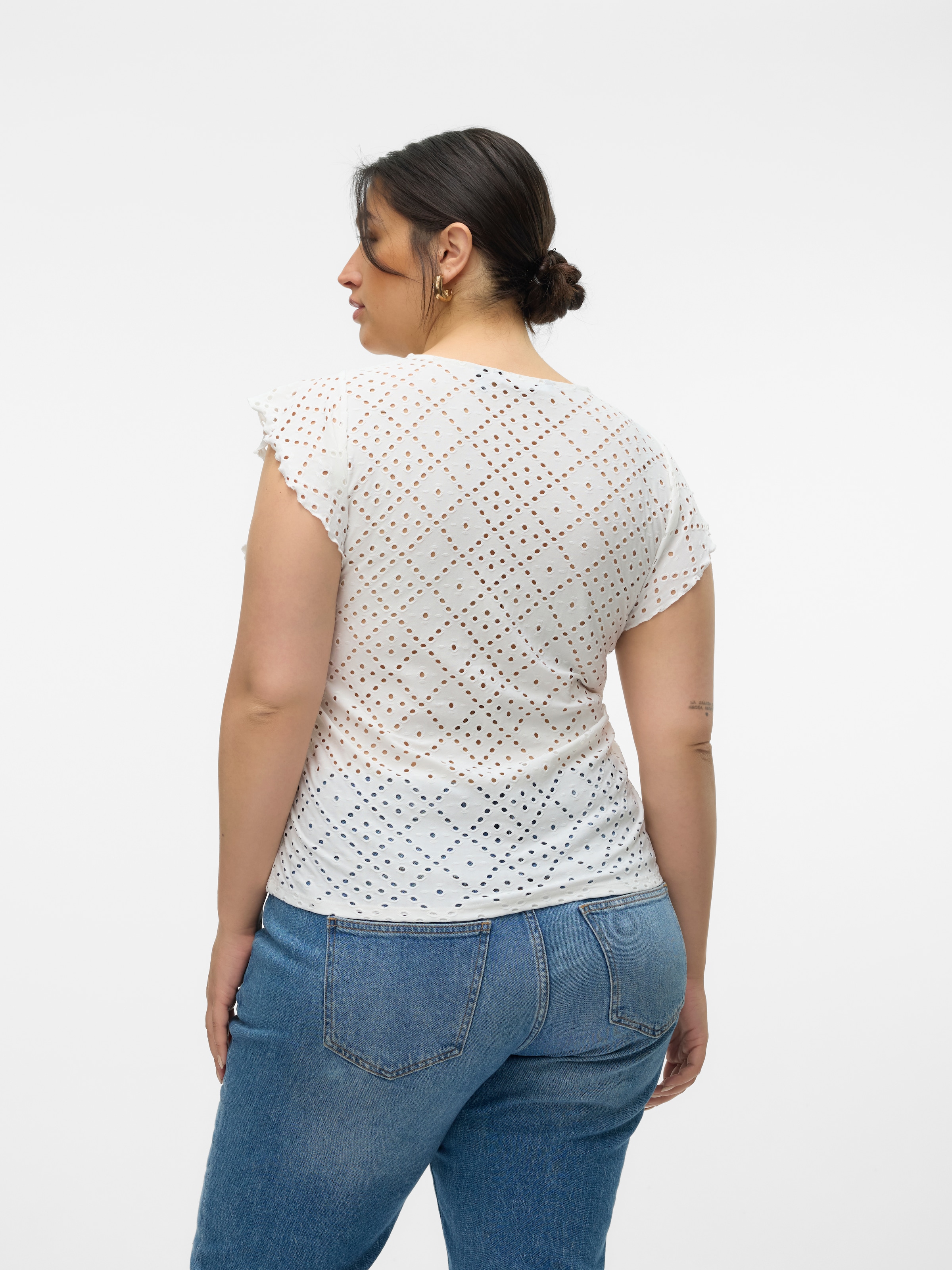 Vero Moda Curve Spitzenshirt »VMCTASSA SL FRILL TOP NOOS CUR« Materialmix, loose fit
