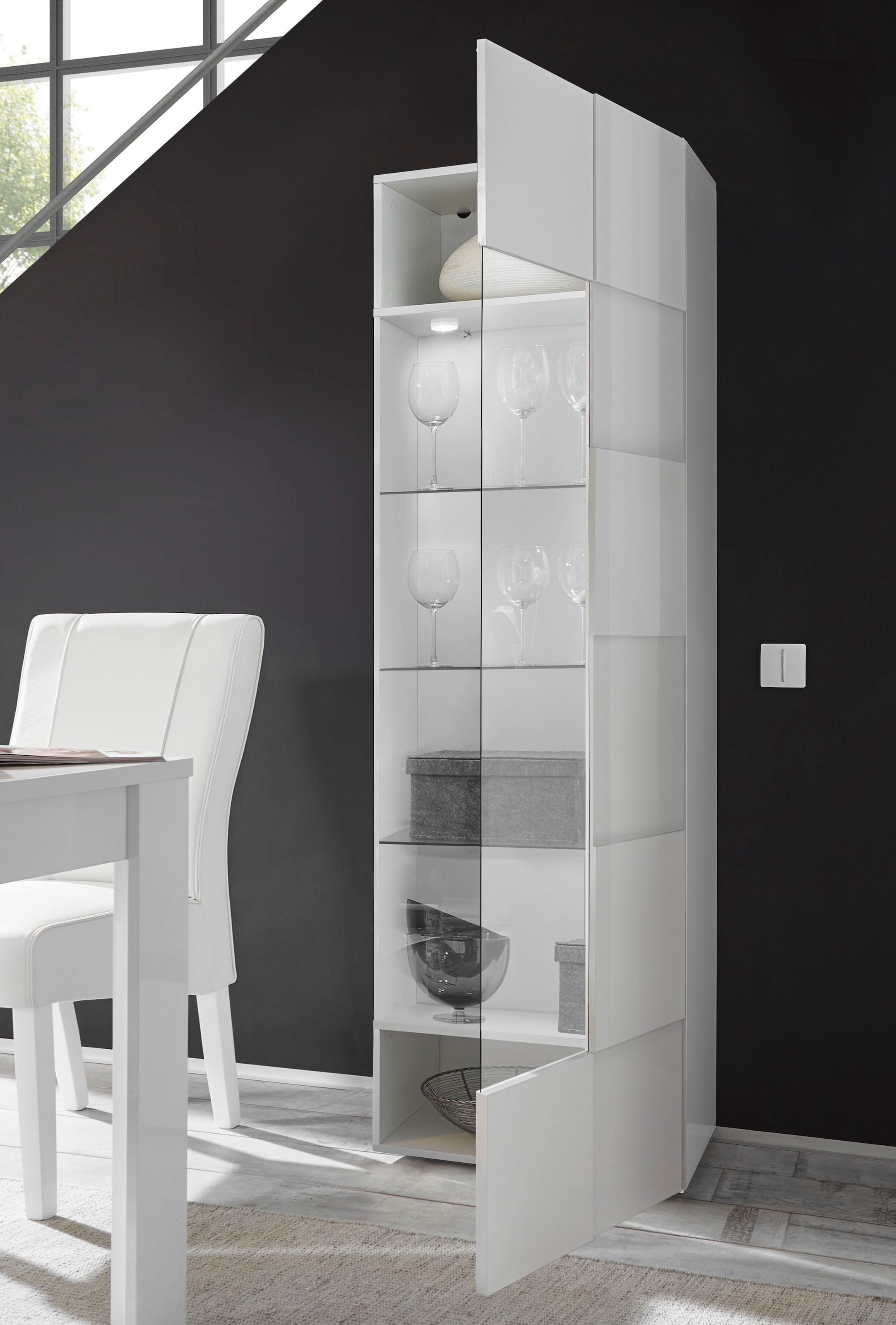INOSIGN Vitrine »Dama Höhe 187 cm, Breite 60 cm, Stauraumvitrine mit 1 Tür,«, Standvitrine - Front in 3D-Optik, viel Stauraum, verschiedene Farben