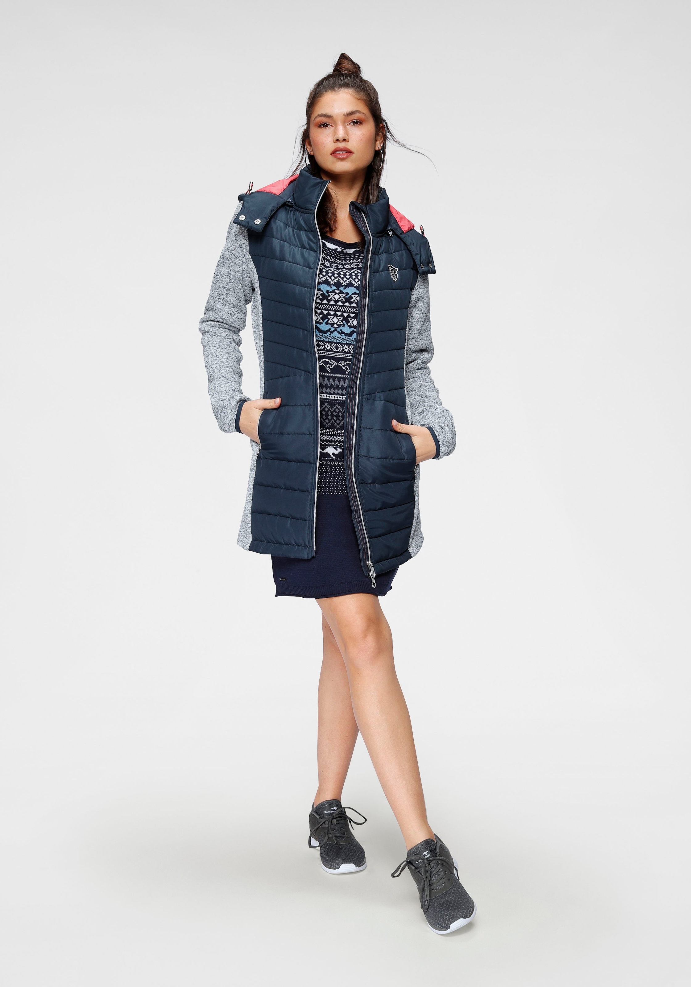 KangaROOS Langjacke, mit Kapuze, im trendigen 2-In-1 Look