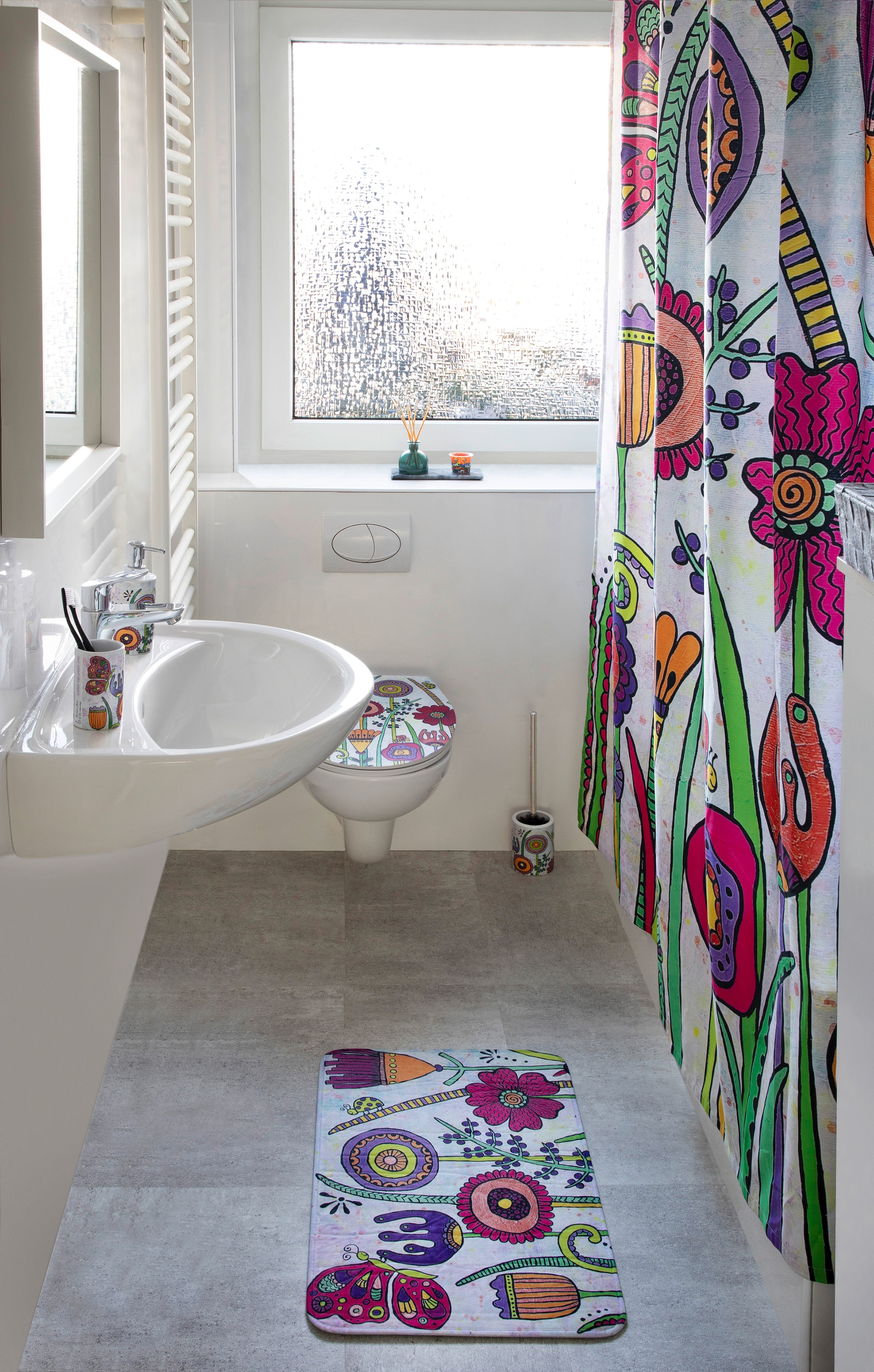 WENKO WC-Garnitur »Rollin'Art Full Bloom«, aus Keramik, freistehend, inkl.  WC-Bürste bei OTTO