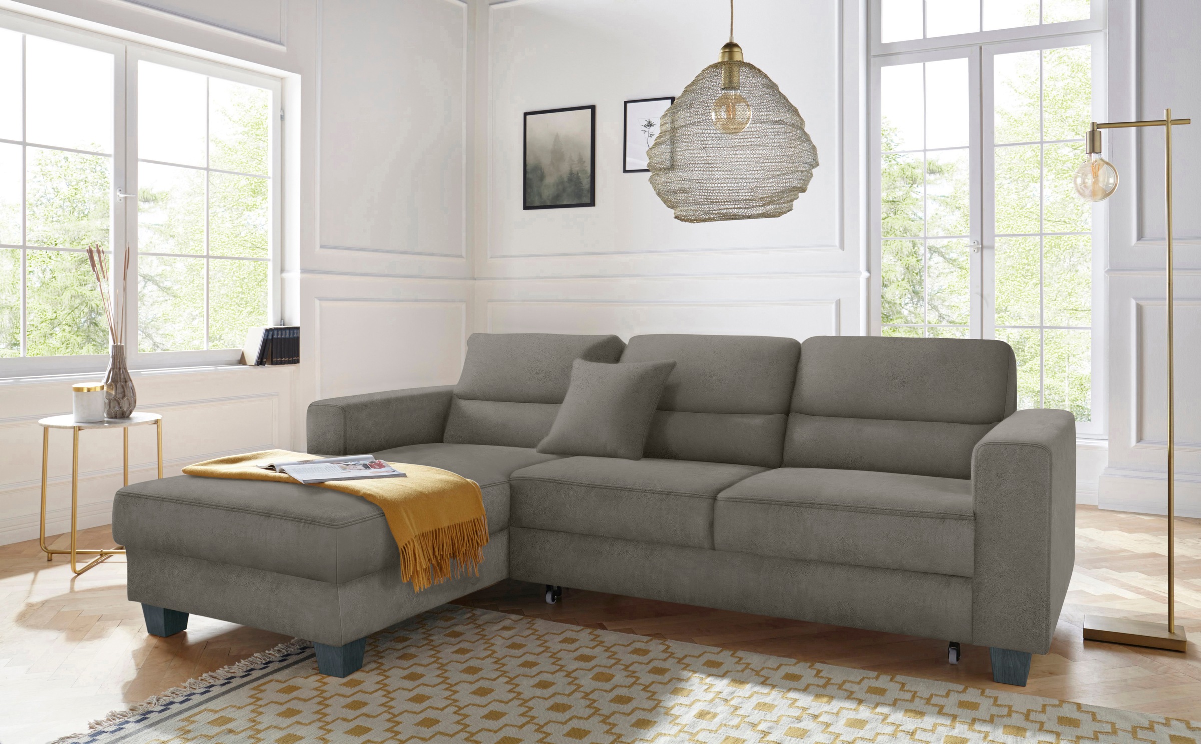 TRENDMANUFAKTUR Ecksofa »Chamber, zeitlos und modern, bequem mit hohem Sitzkomfort, L-Form«, inklusive einer Kopfstütze, wahlweise mit Schlaffunktion
