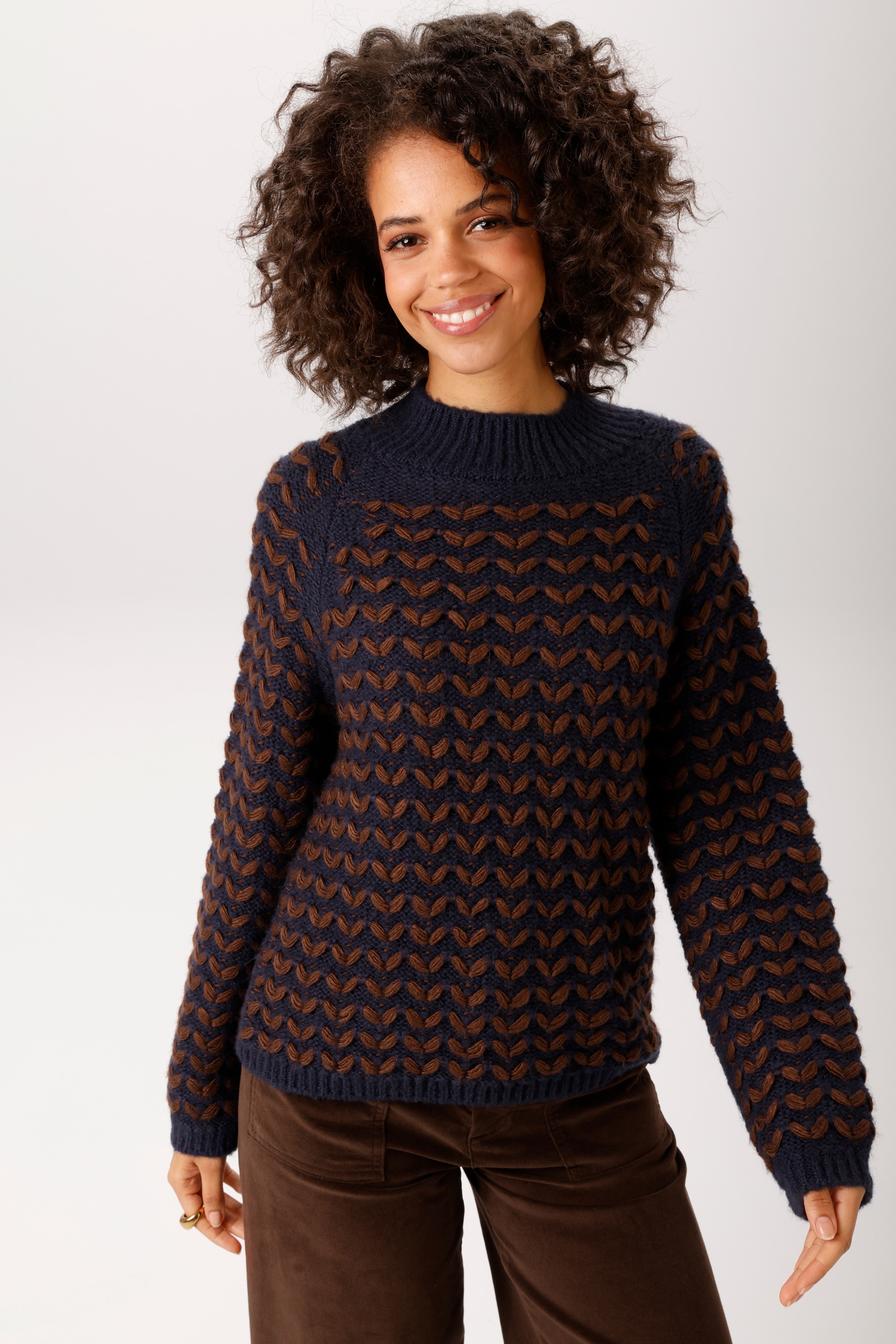 Aniston CASUAL Strickpullover im 3D-Effekt mit aufgestrickten Blättern - NEUE KOLLEKTION