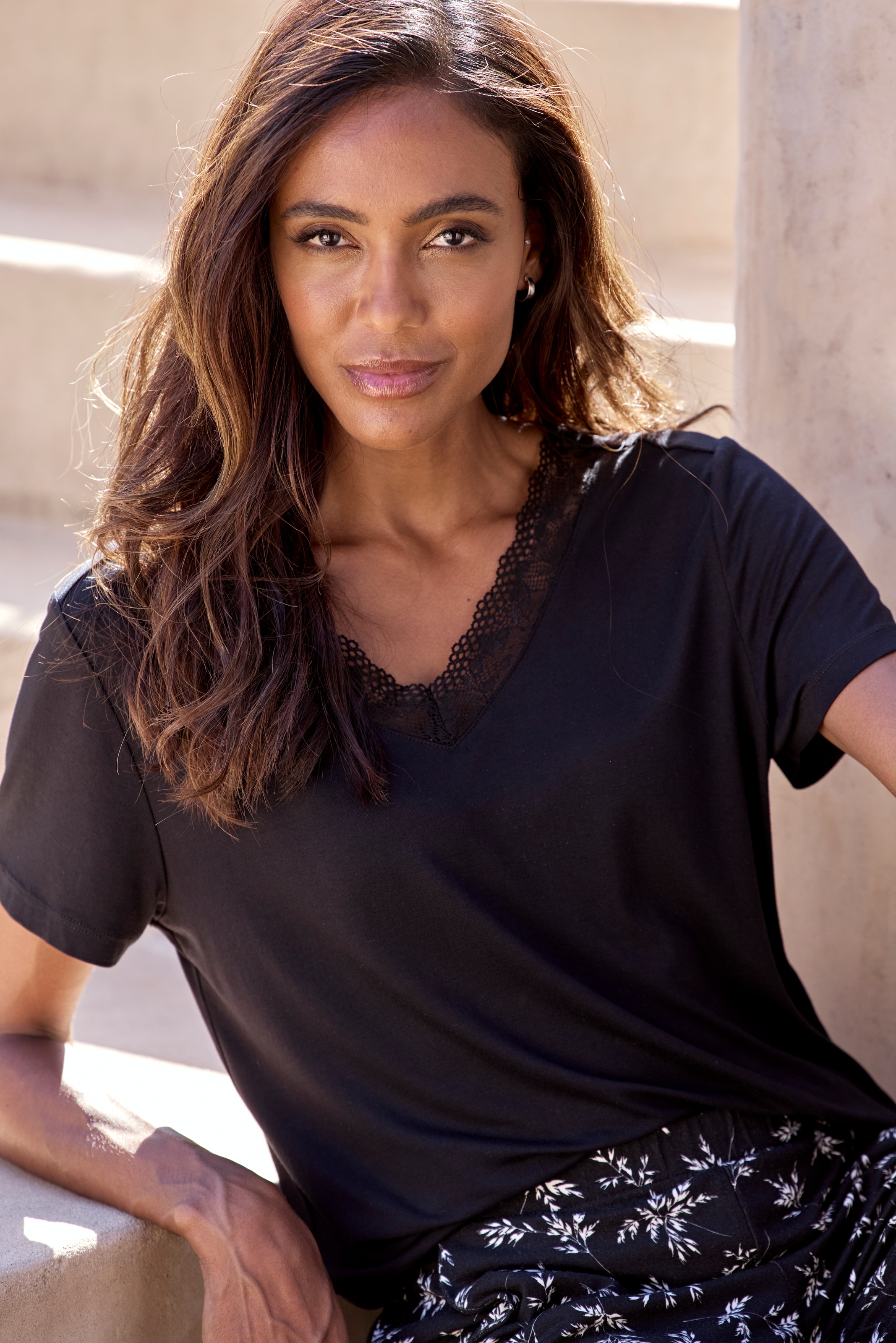 Vivance Dreams Pyjama Set, 2 tlg., mit süßem Blumen-Print