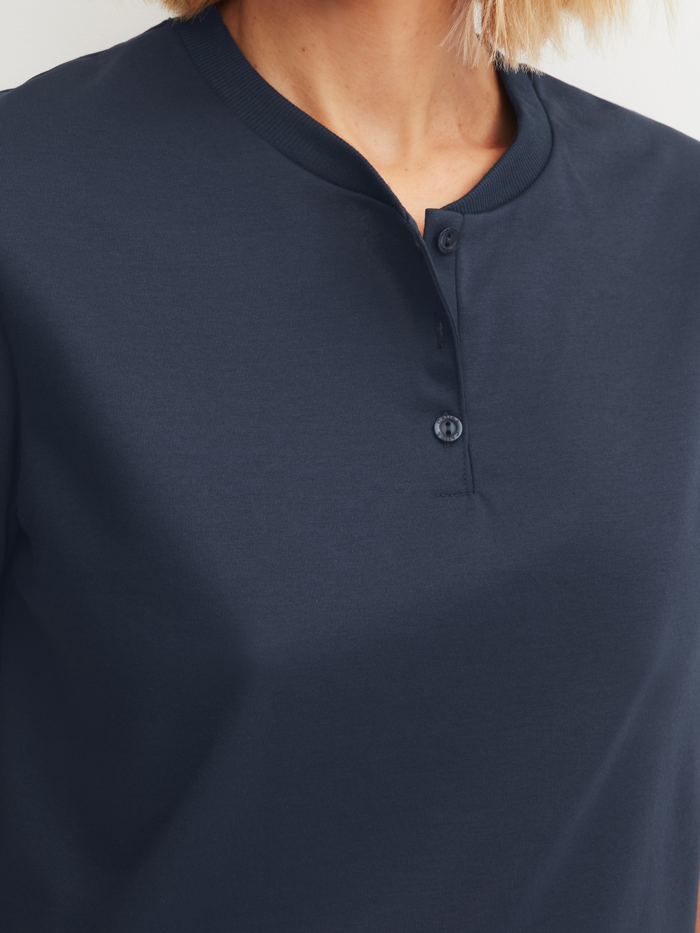 CALIDA Shorty »Daylight Dreams« 2 mit Rundhalsausschnitt und kleiner Knopfleiste, Cotton