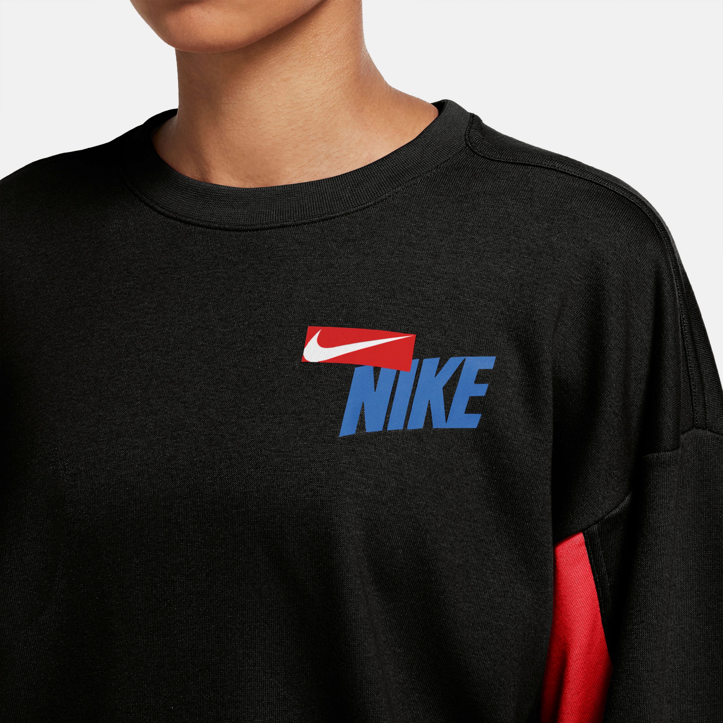 nike dri fit get fit women's graphic crew neck sweatshirt