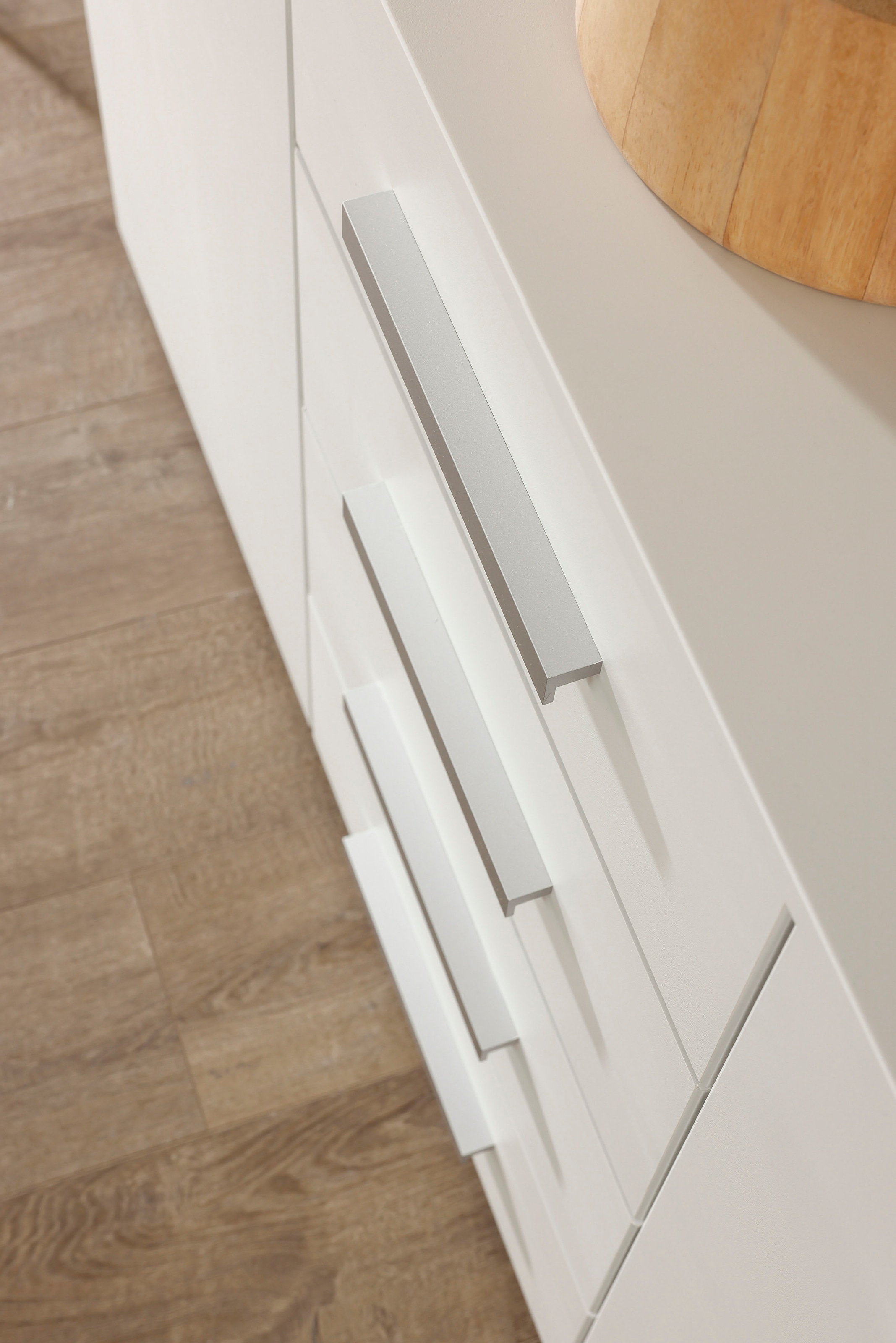 rauch Schubkastenkommode »Sideboard Kommode Kombikommode KOLUNA mit Dekorfront« Breite 120 cm mit moderner Dekorfront,  vier große Schubladen, mit insgesamt 4 Einlegeböden MADE IN GERMANY