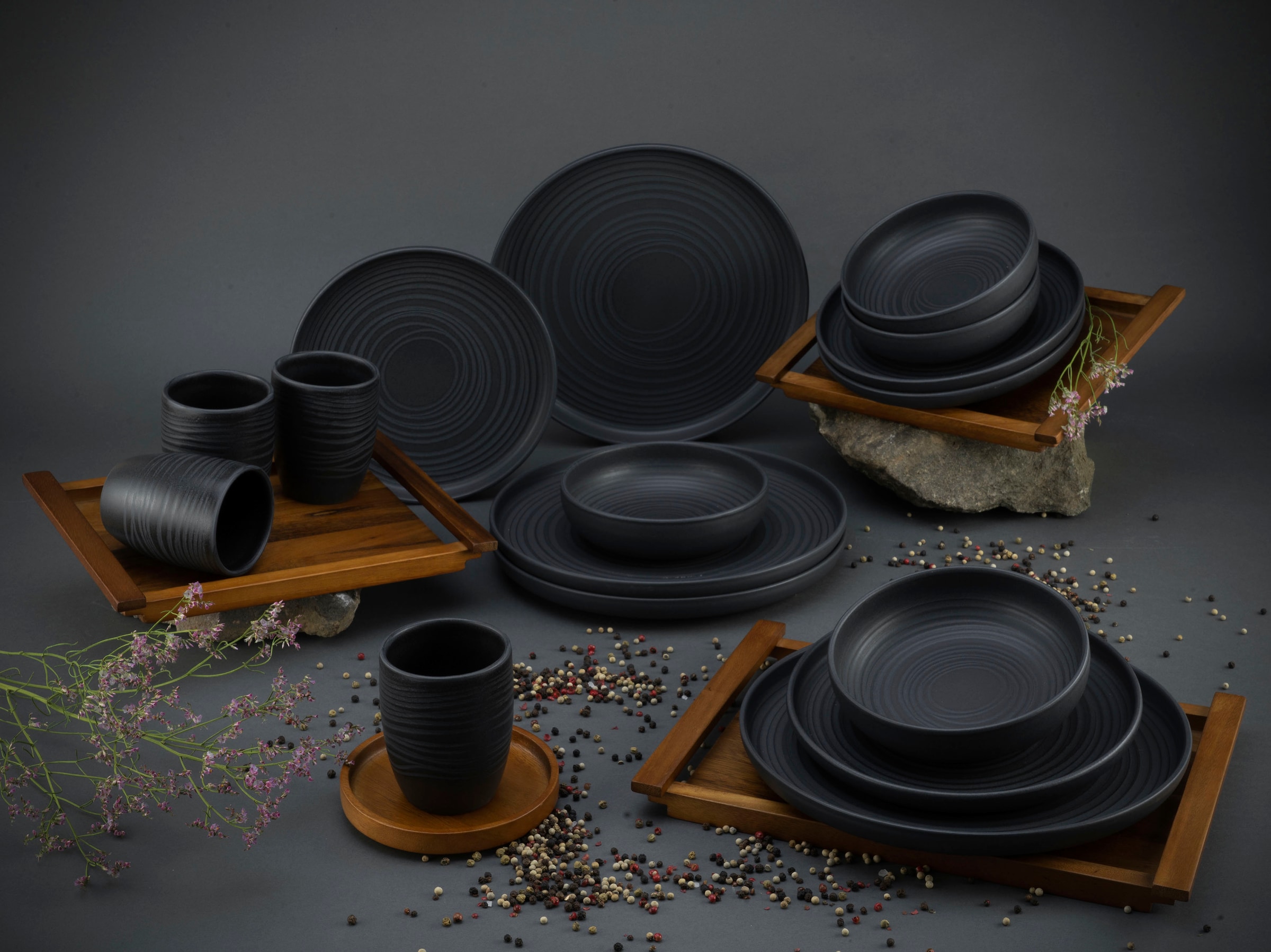 CreaTable Kombiservice »Uno«, (Set, 16 tlg., Kaffeeservice und Tafelservice im Set, für 4 Personen), seidenmatte Oberfläche, jedes Stück ein Unikat