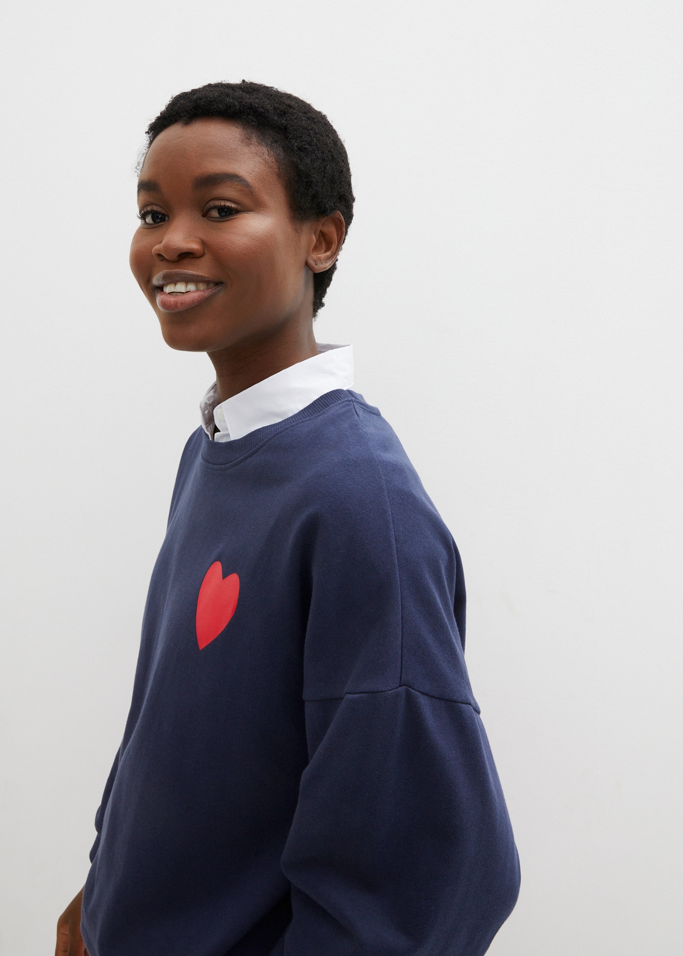 bonprix Sweatshirt , lässiger Schnitt, überschnittene Schulter, Oversize-Passform
