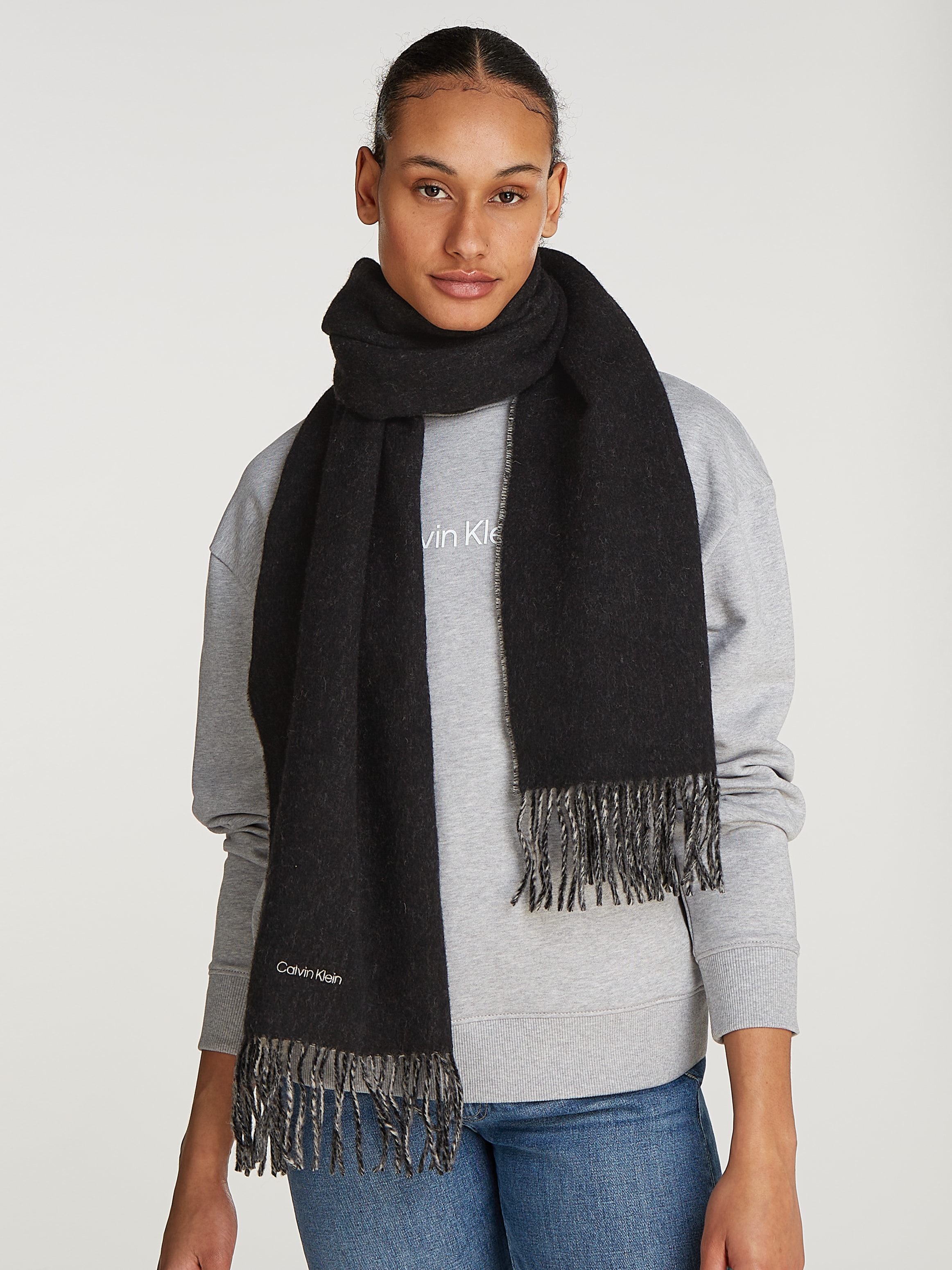 Calvin Klein Schal »FRINGES TWO TONES SCARF 40X200«, mit gesticktem Logoschriftzug